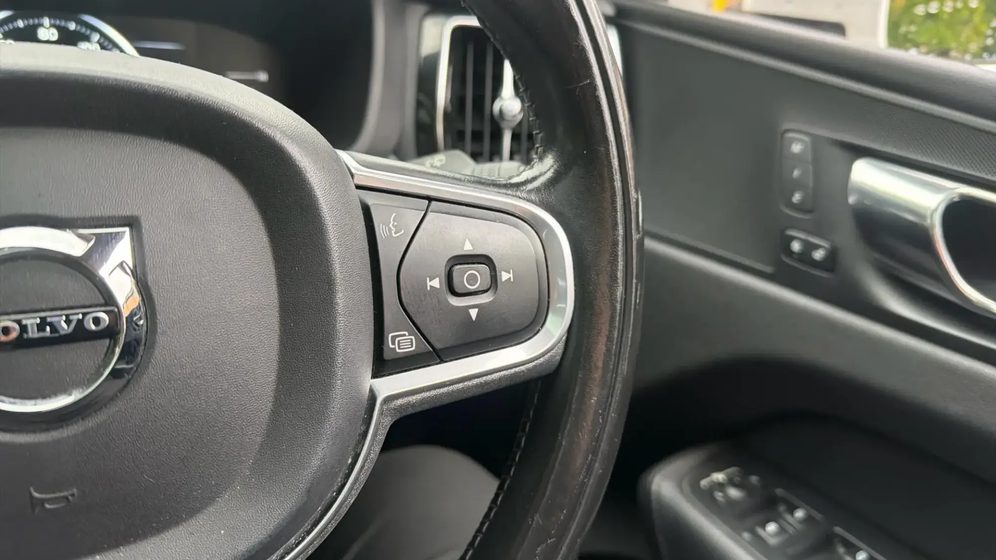 Volvo XC60 Image 21 Volvo XC60 Image 21