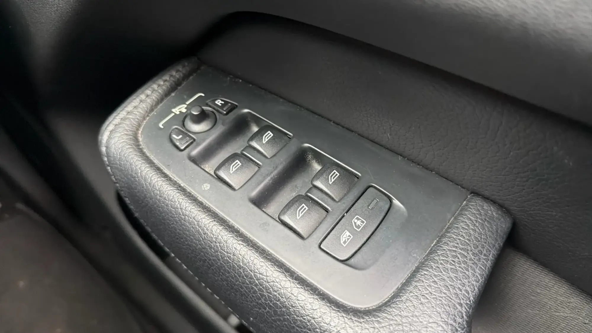 Volvo XC60 Image 23 Volvo XC60 Image 23