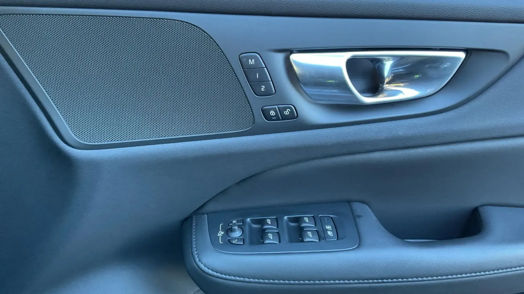 Volvo S60 Image 29 Volvo S60 Image 29