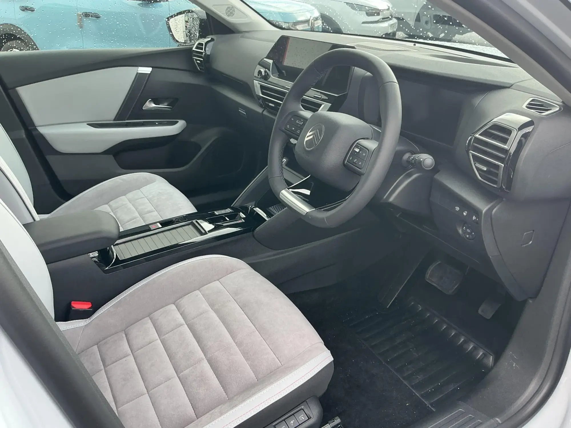 Citroen C4 Image 11 Citroen C4 Image 11