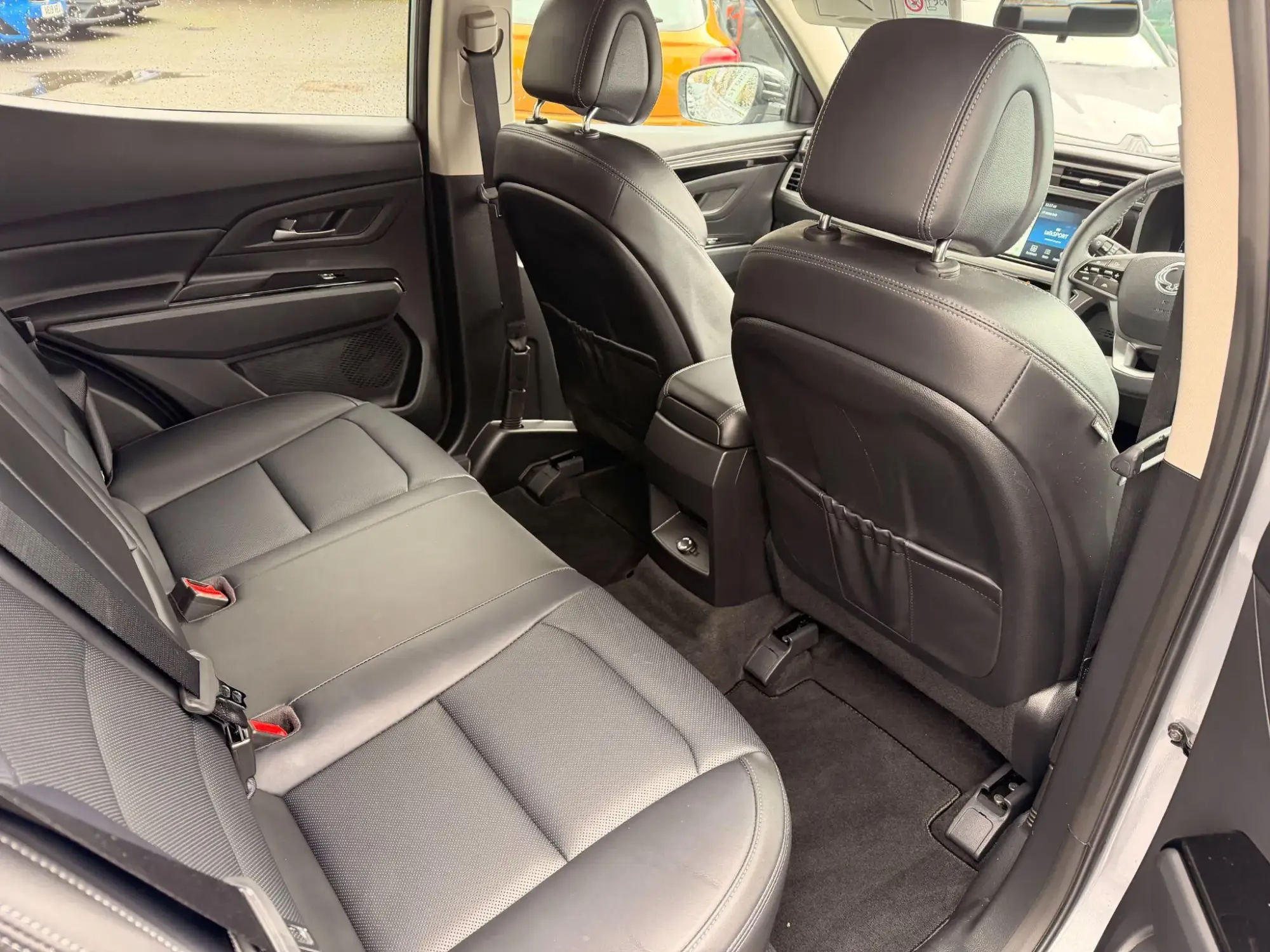 KGM Korando Image 20