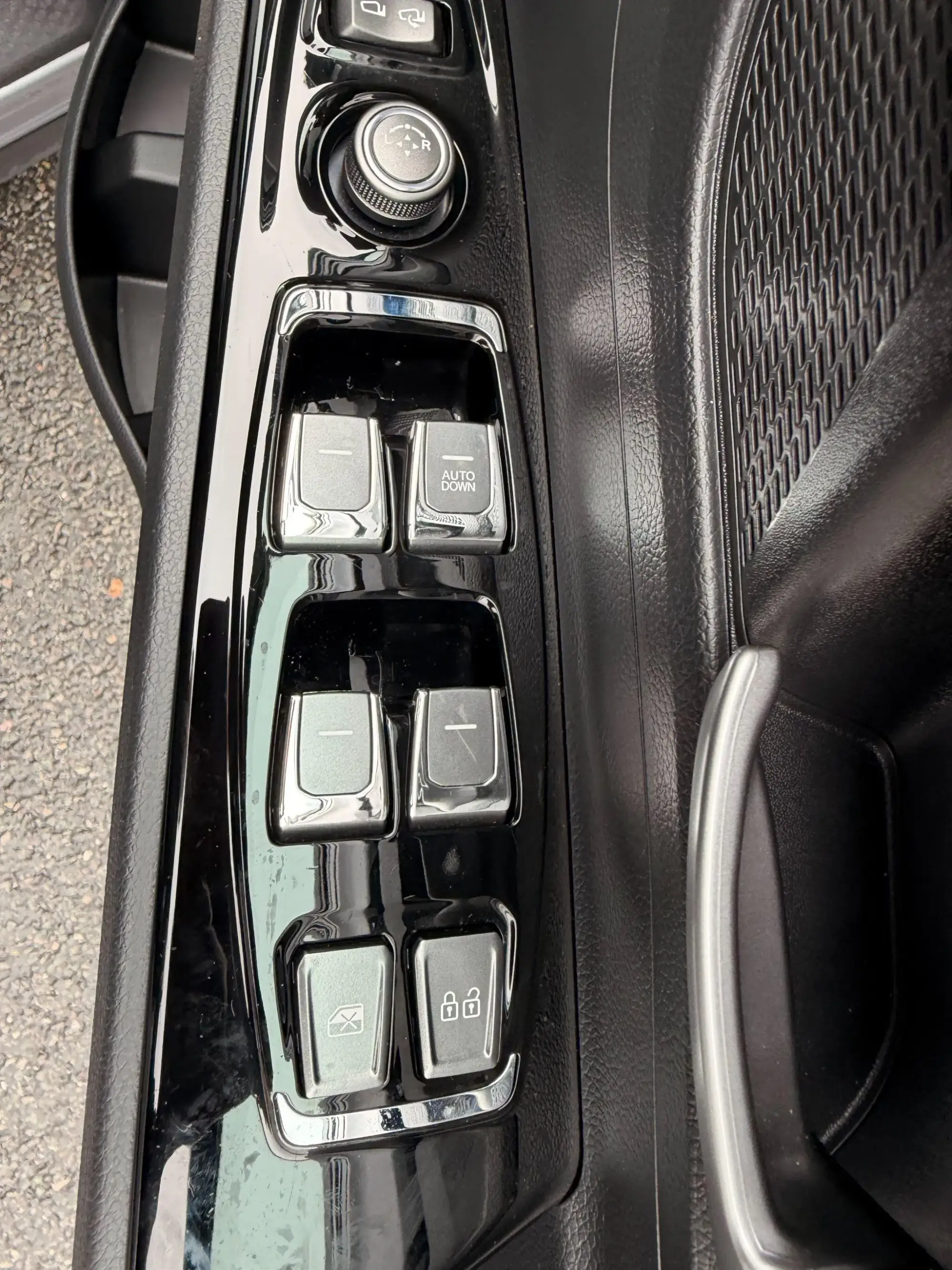KGM Korando Image 25