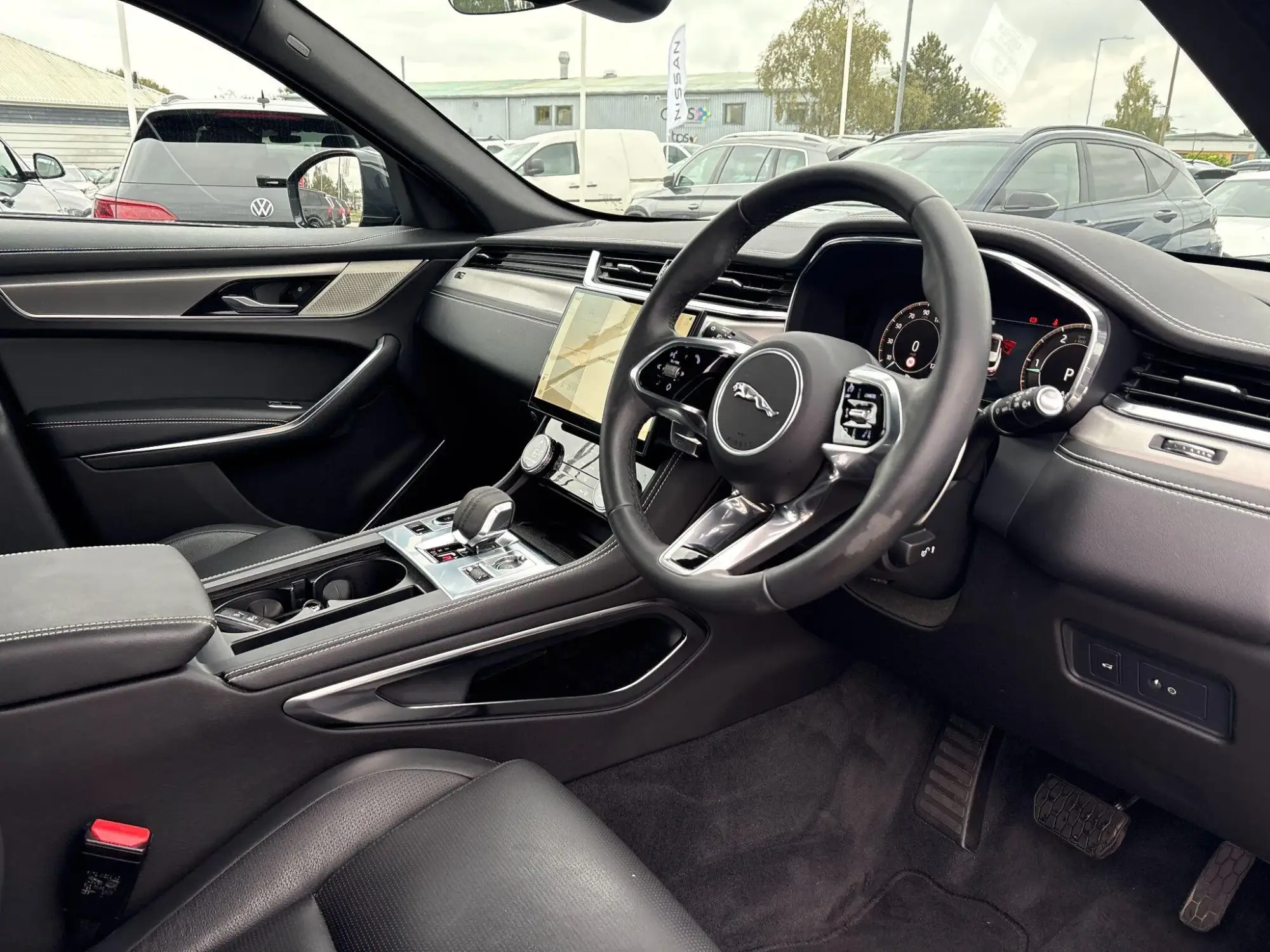 Jaguar F-Pace Image 12 Jaguar F-Pace Image 12