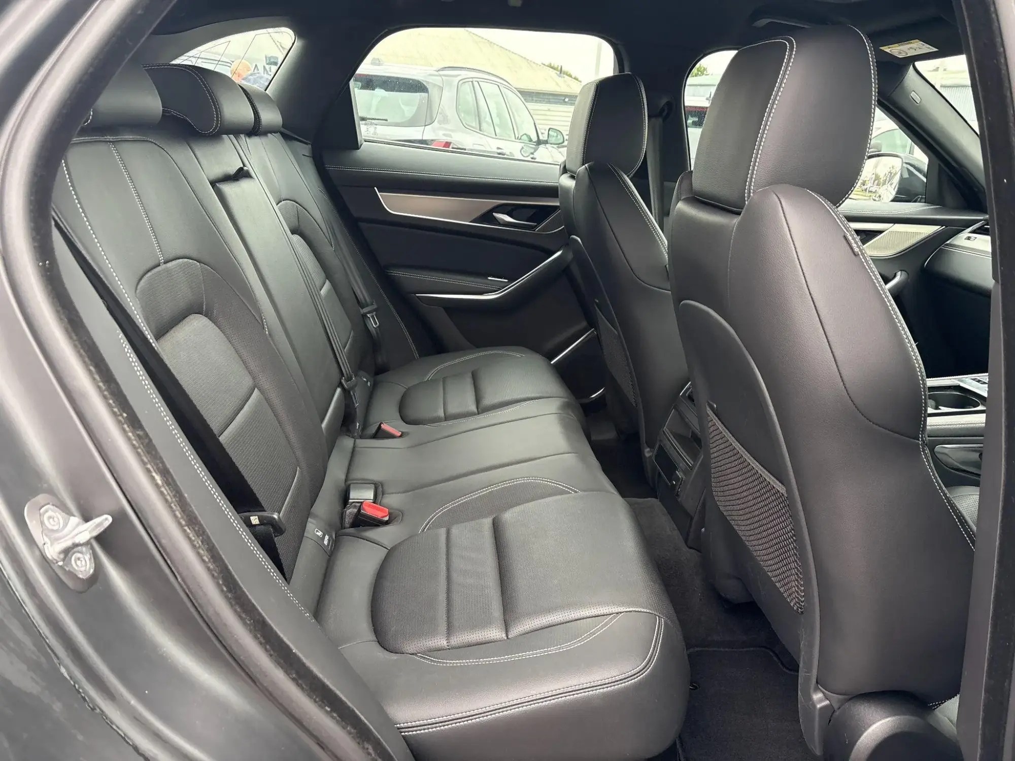 Jaguar F-Pace Image 13 Jaguar F-Pace Image 13
