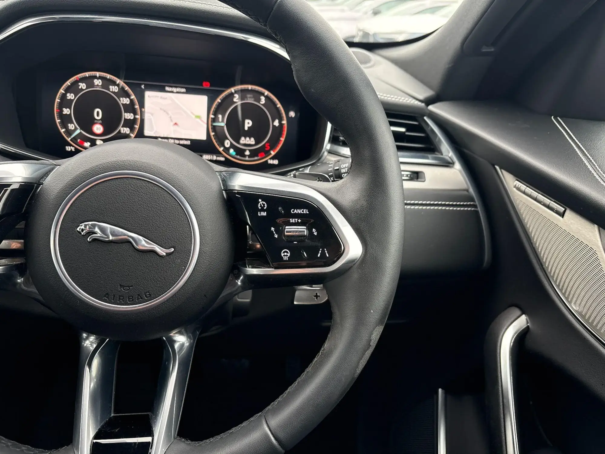 Jaguar F-Pace Image 27 Jaguar F-Pace Image 27