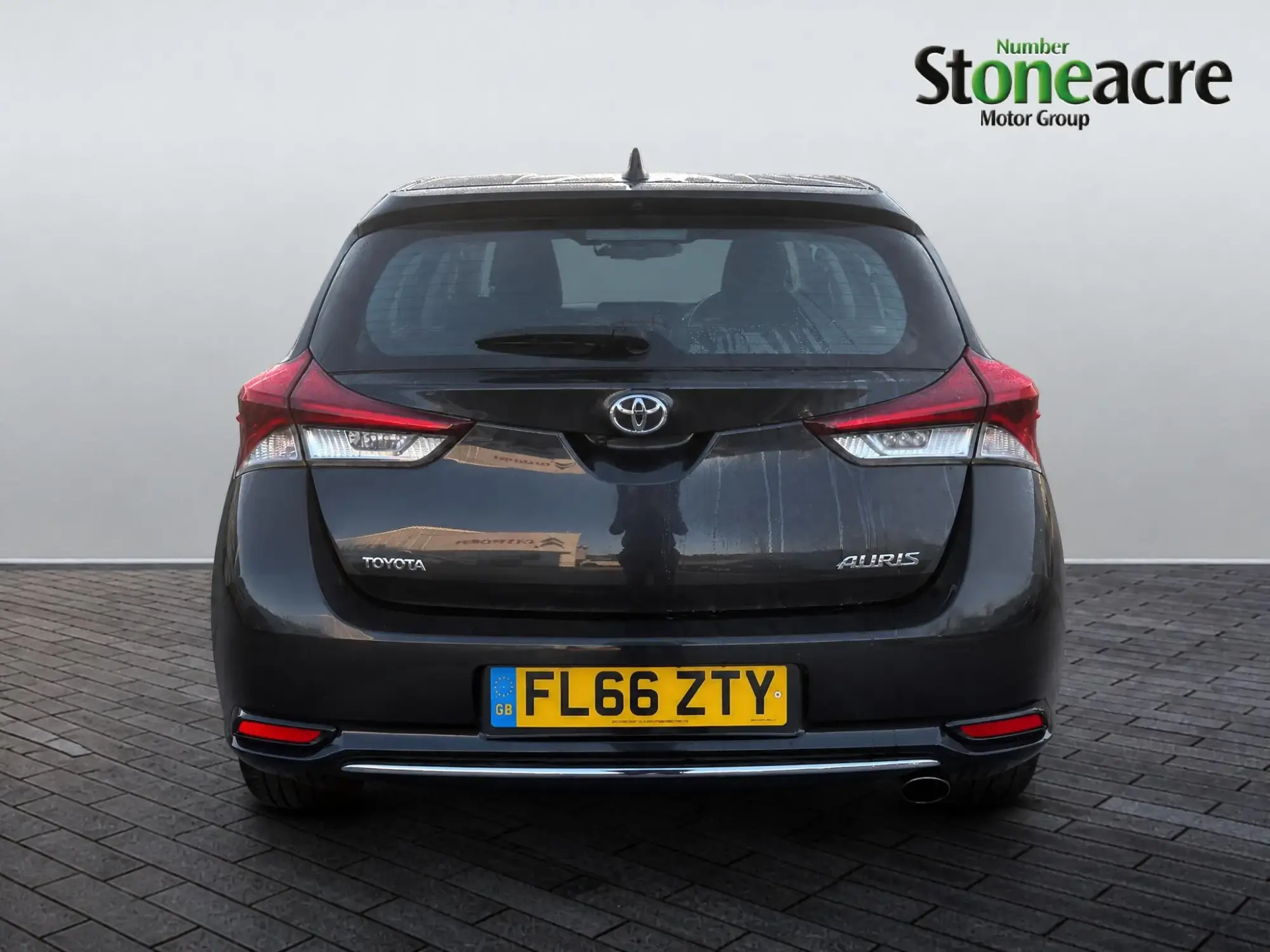 Toyota Auris Image 6