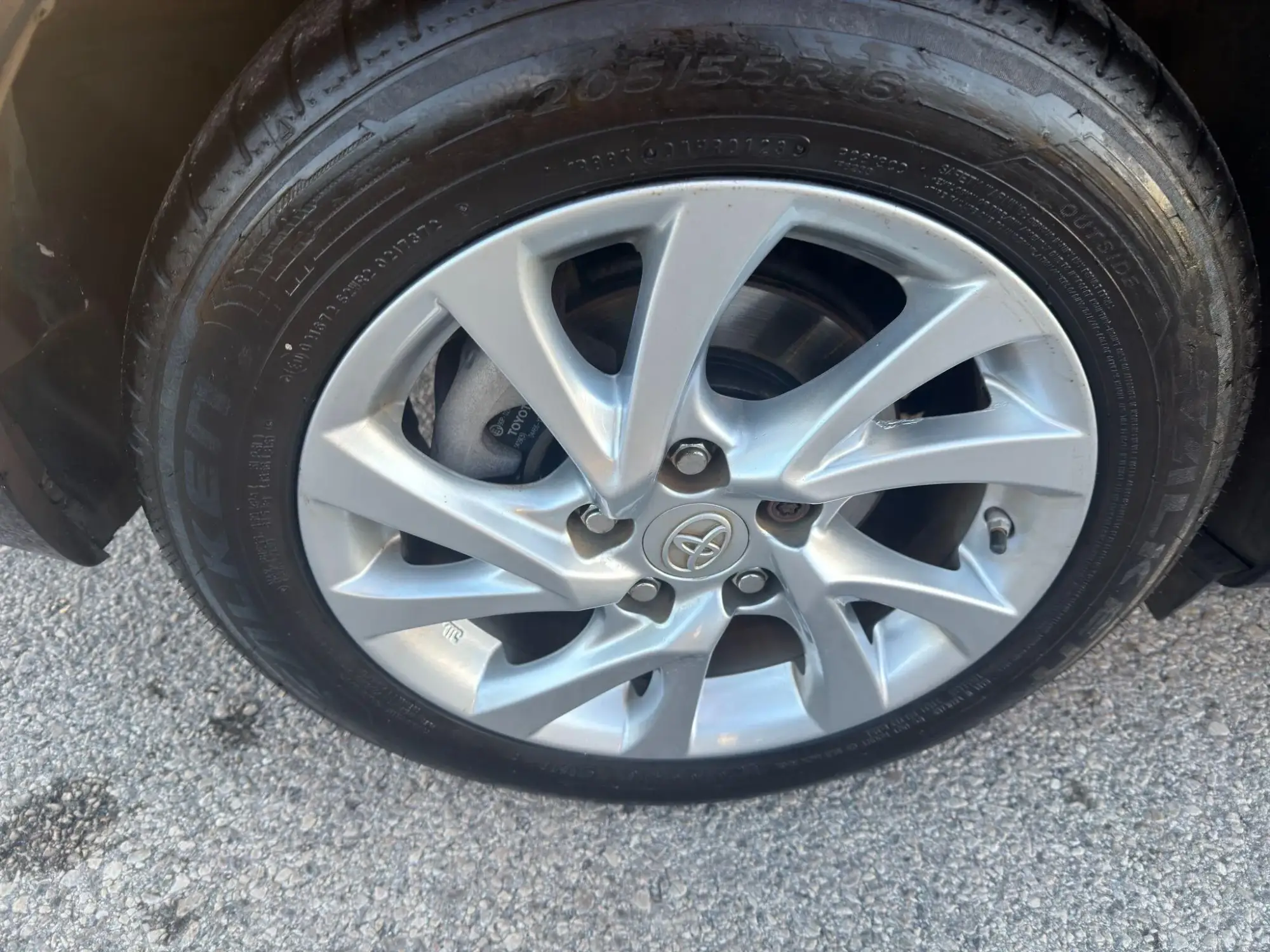 Toyota Auris Image 19