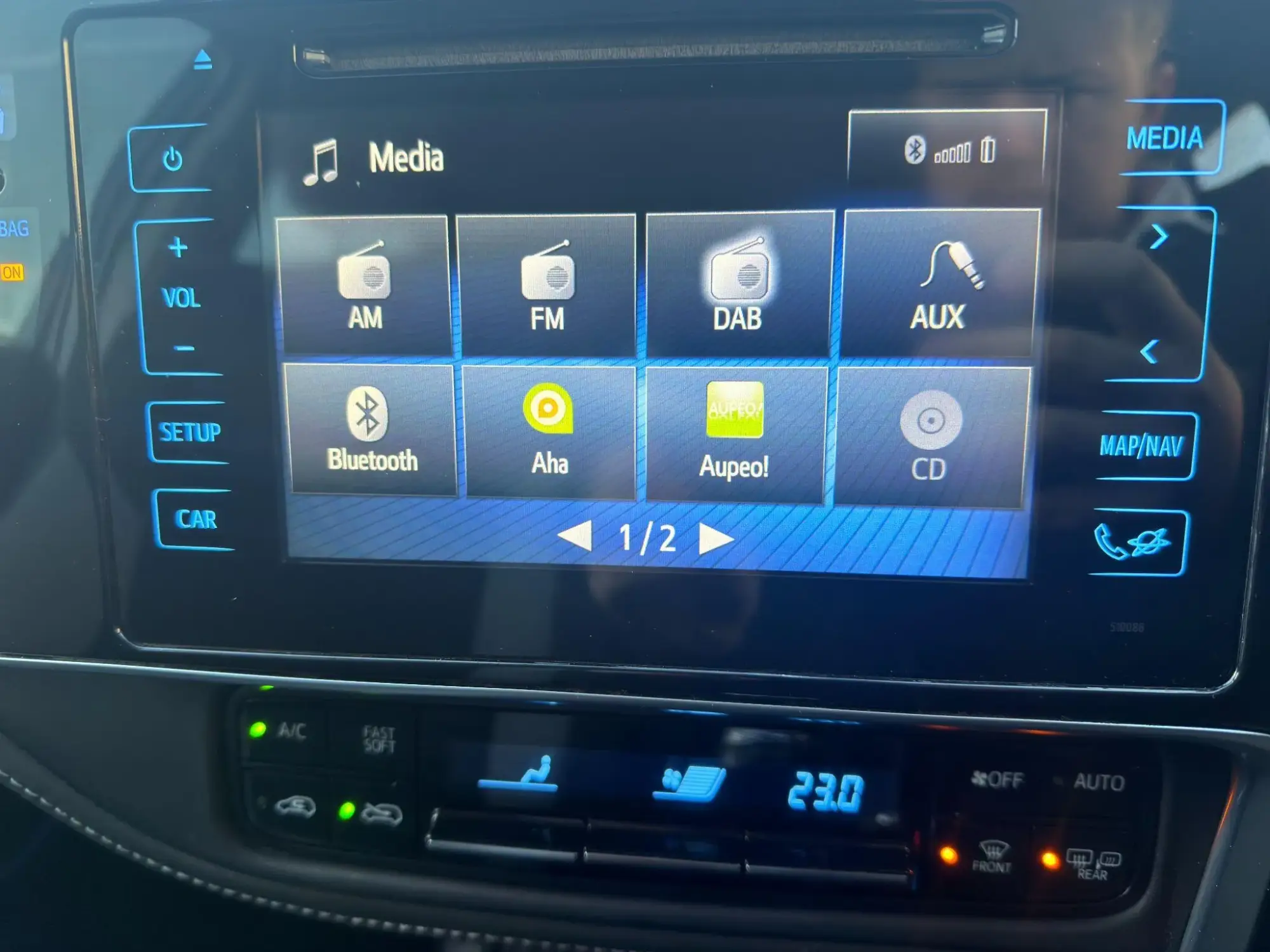 Toyota Auris Image 21