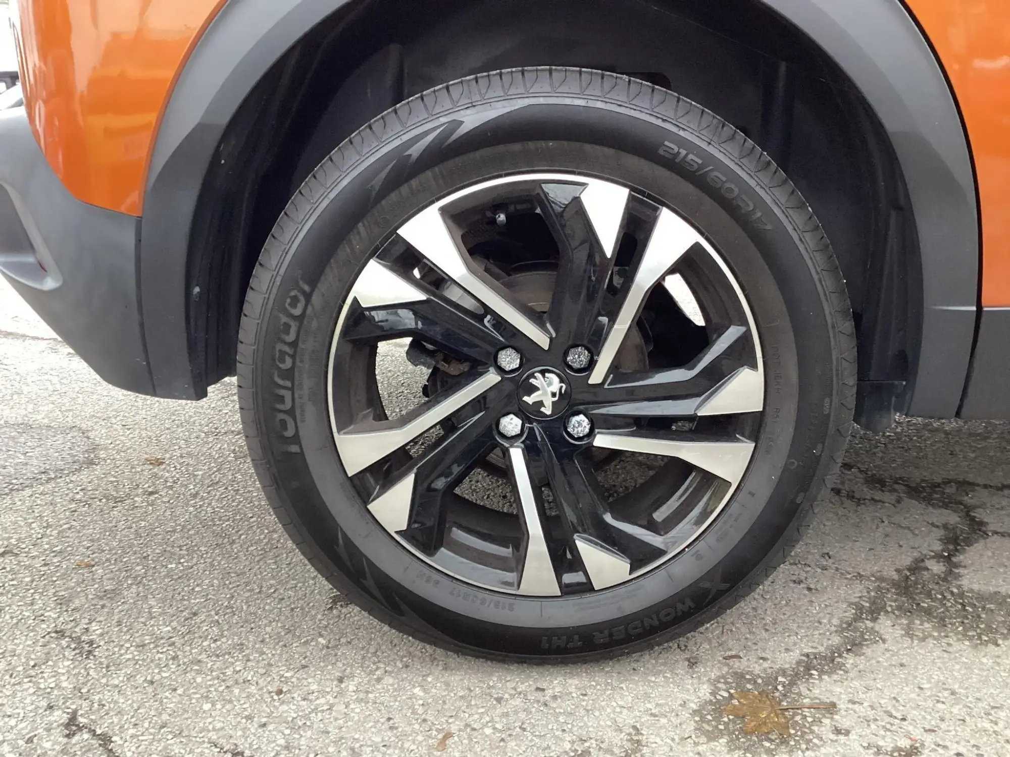 Peugeot 2008 Image 9