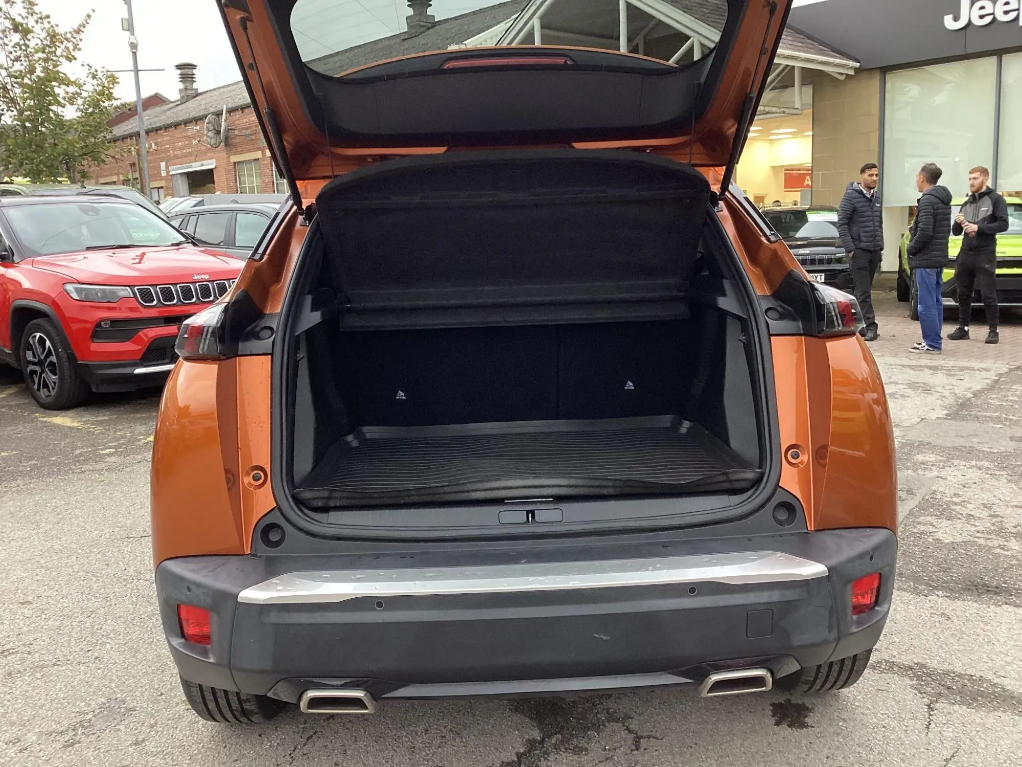 Peugeot 2008 Image 10