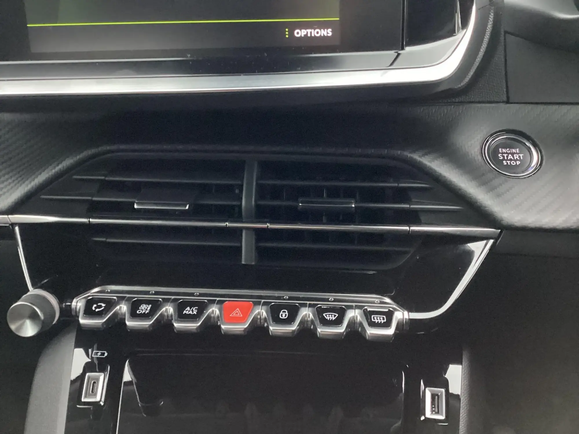 Peugeot 2008 Image 16