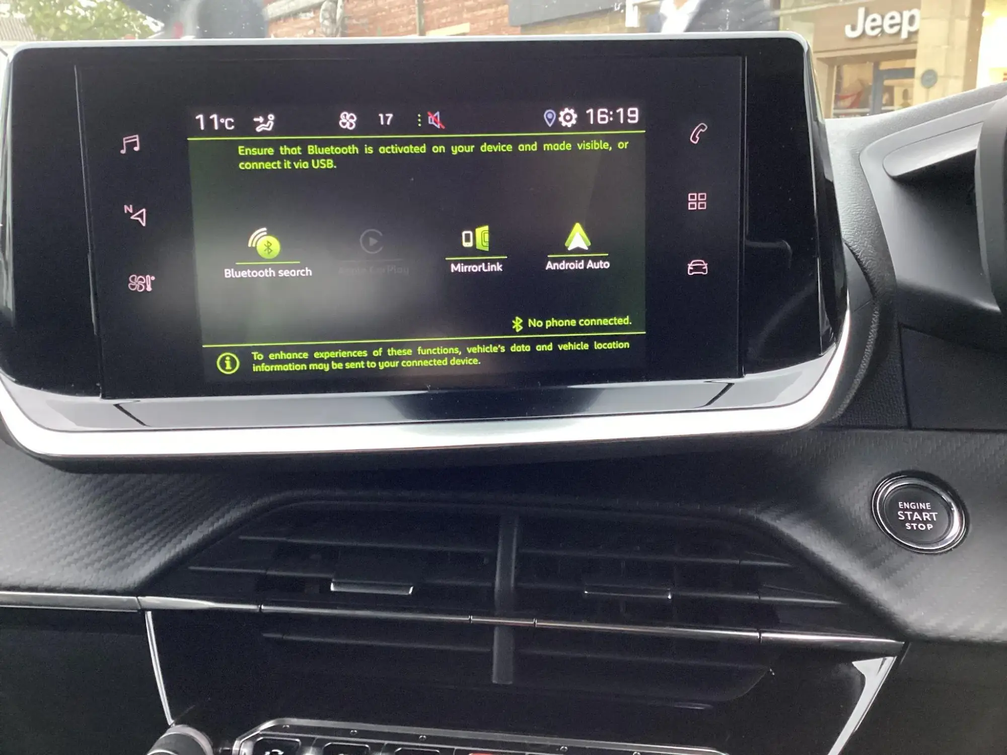 Peugeot 2008 Image 18