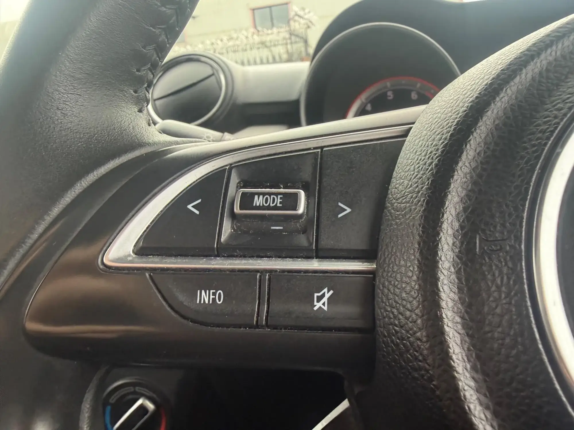 Suzuki Swift Image 20