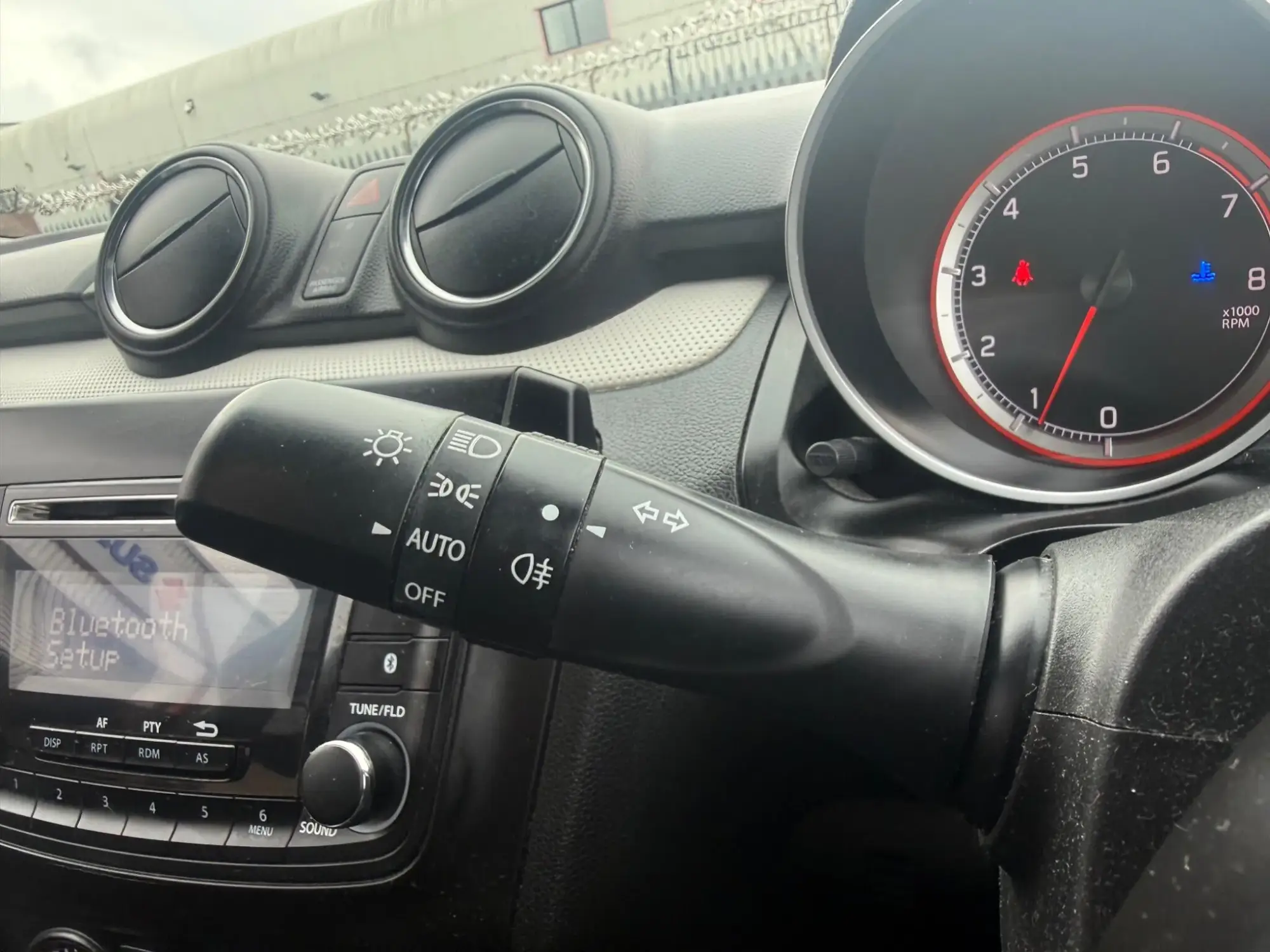 Suzuki Swift Image 21