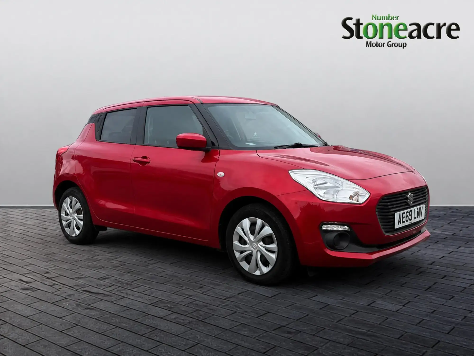 Suzuki Swift Image 1