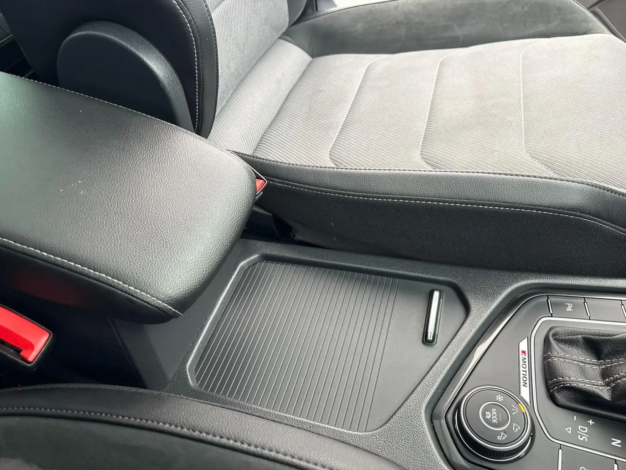 Volkswagen Tiguan Image 12