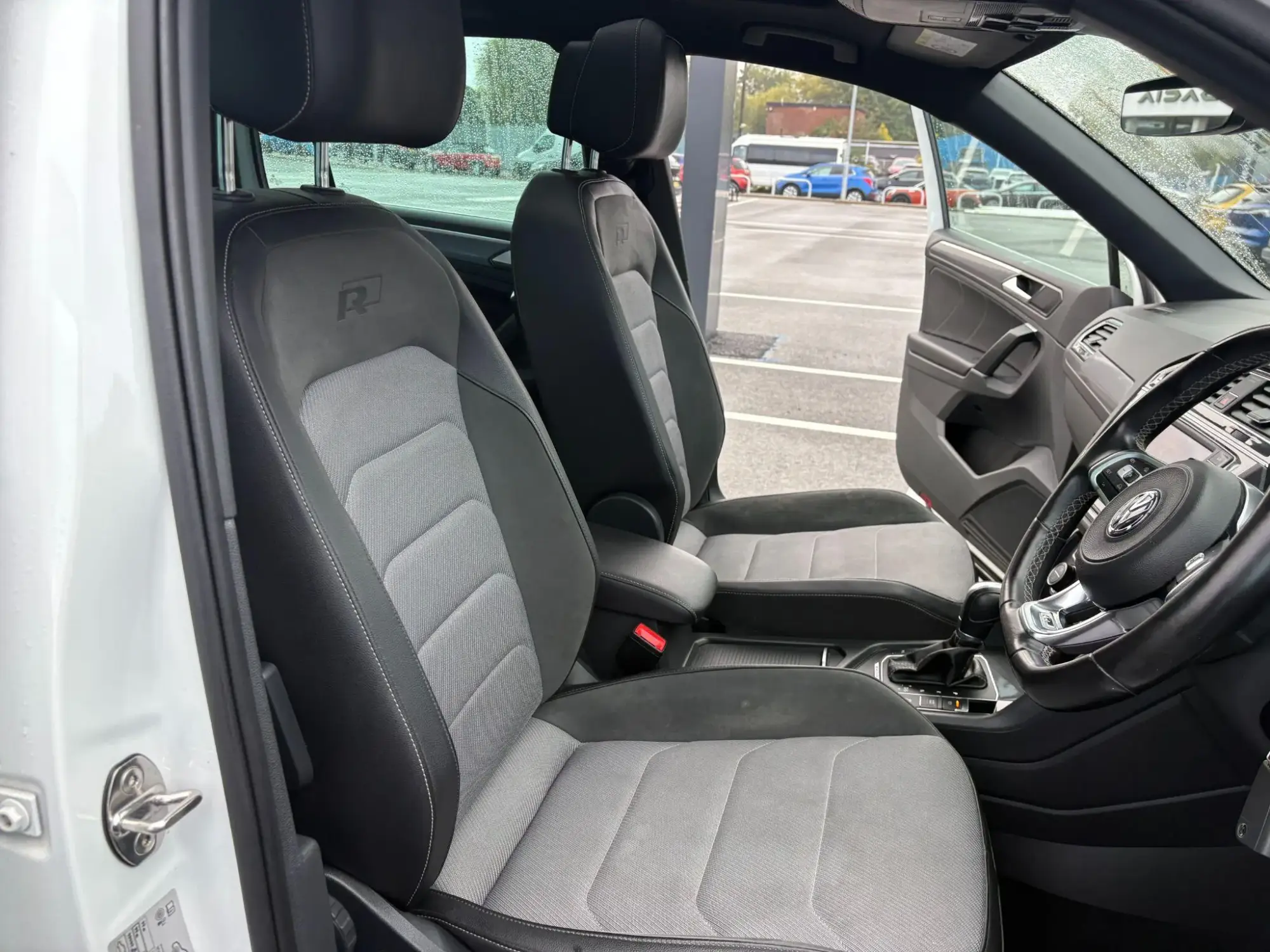 Volkswagen Tiguan Image 14
