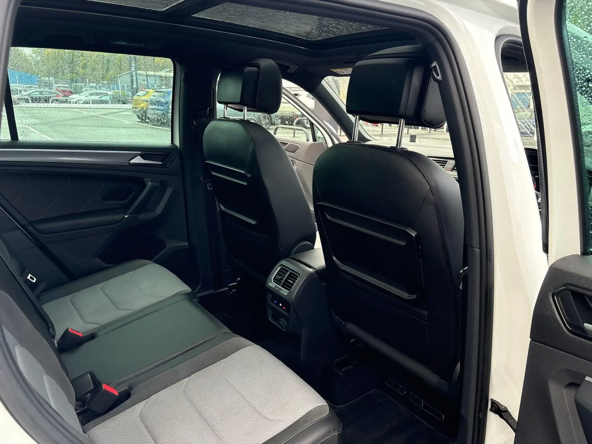 Volkswagen Tiguan Image 17