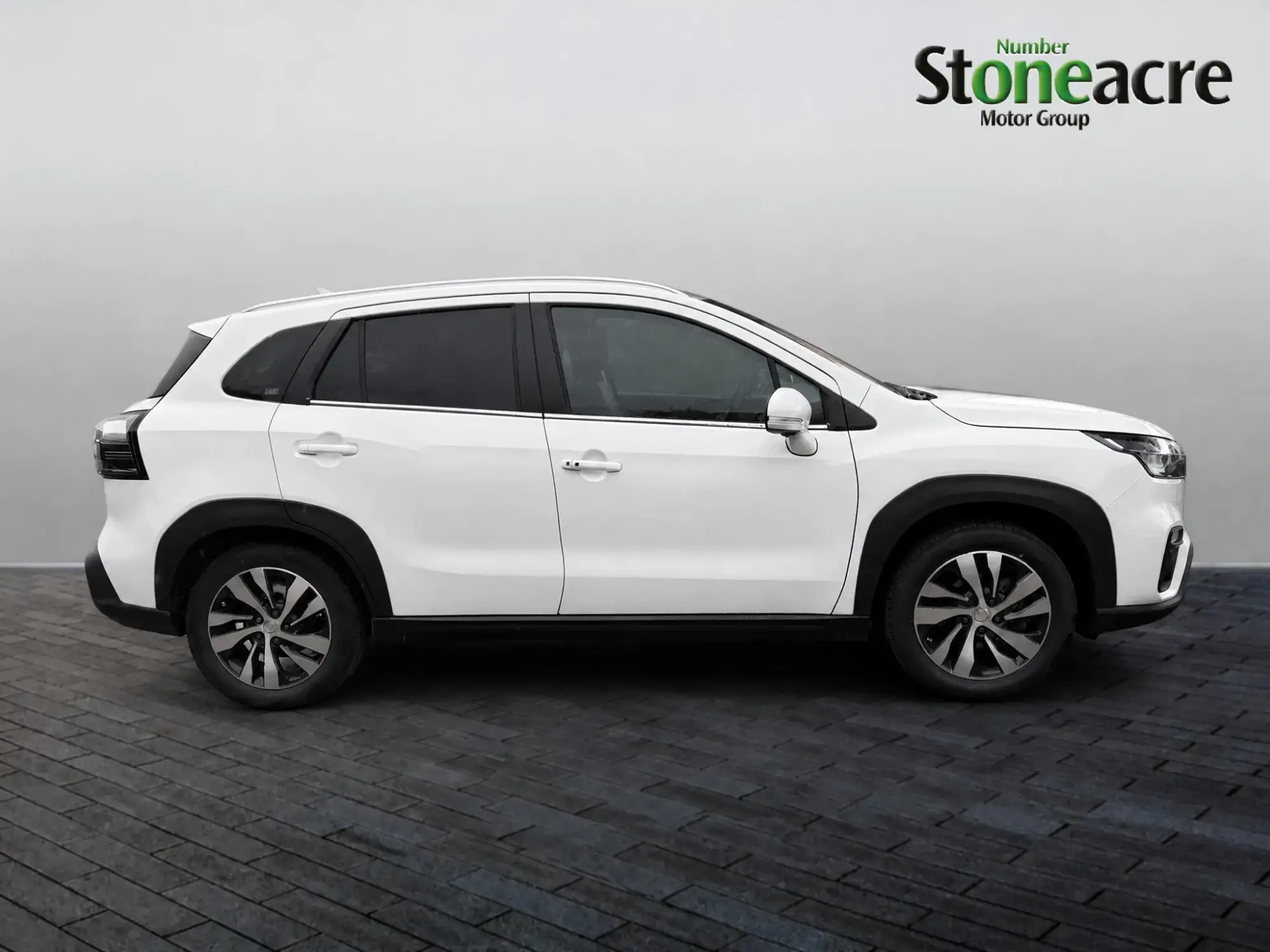 Suzuki S-Cross Hybrid Image 7