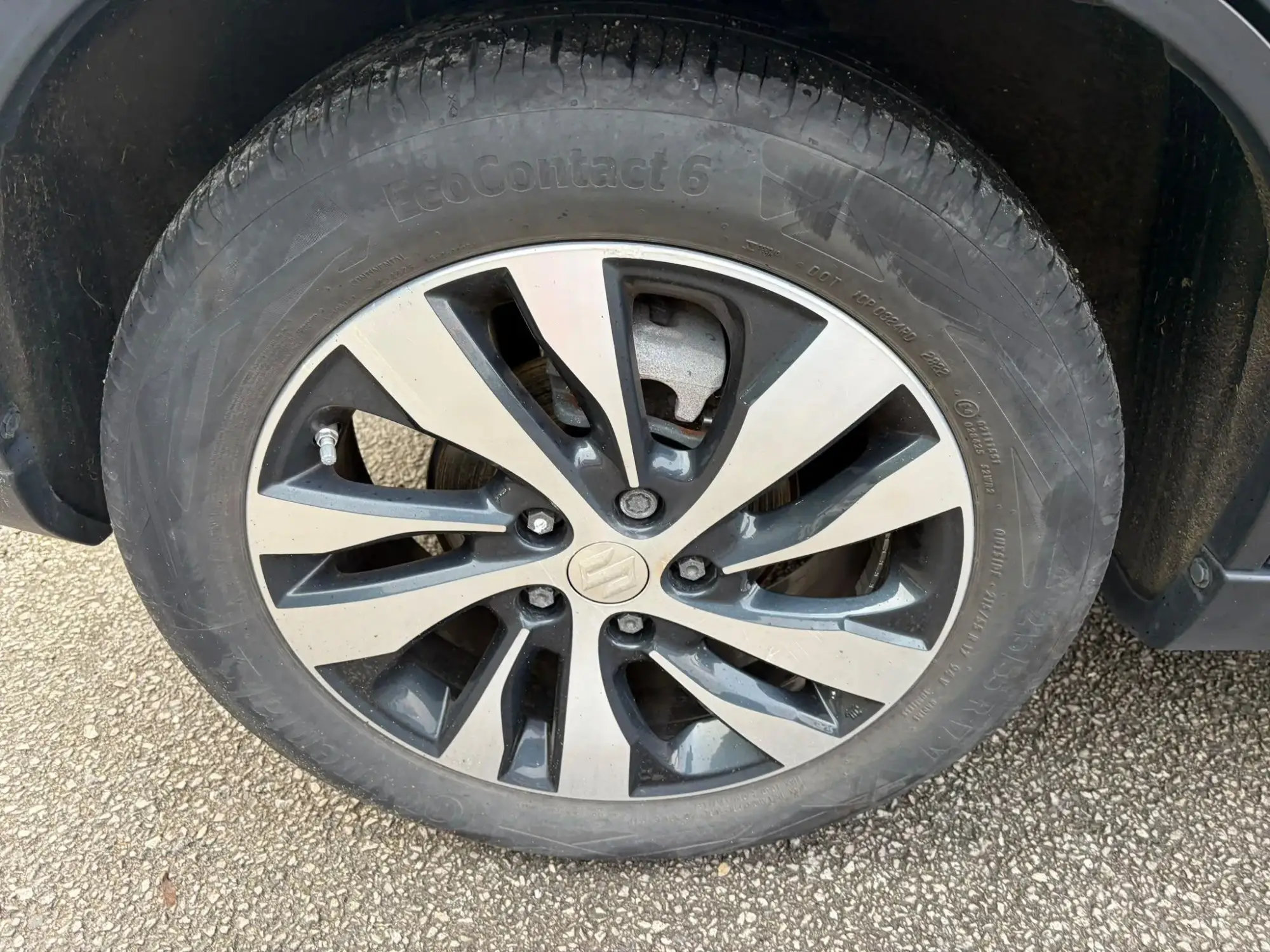 Suzuki S-Cross Hybrid Image 18