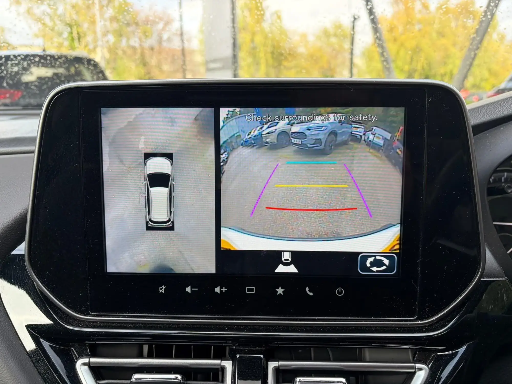 Suzuki S-Cross Hybrid Image 20