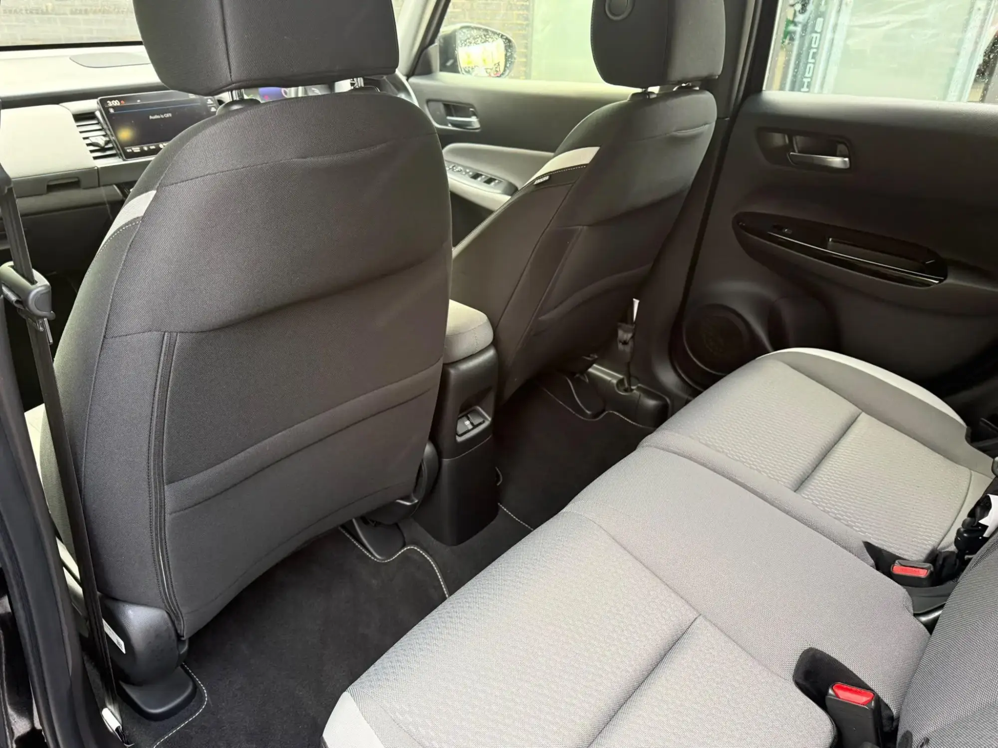 Honda Jazz Hybrid Image 14 Honda Jazz Hybrid Image 14