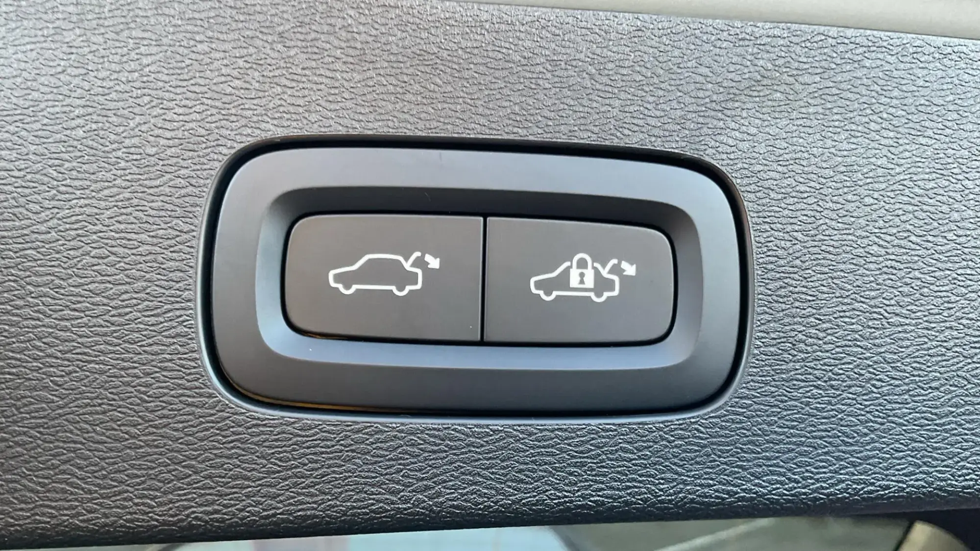 Volvo V60 Image 35 Volvo V60 Image 35