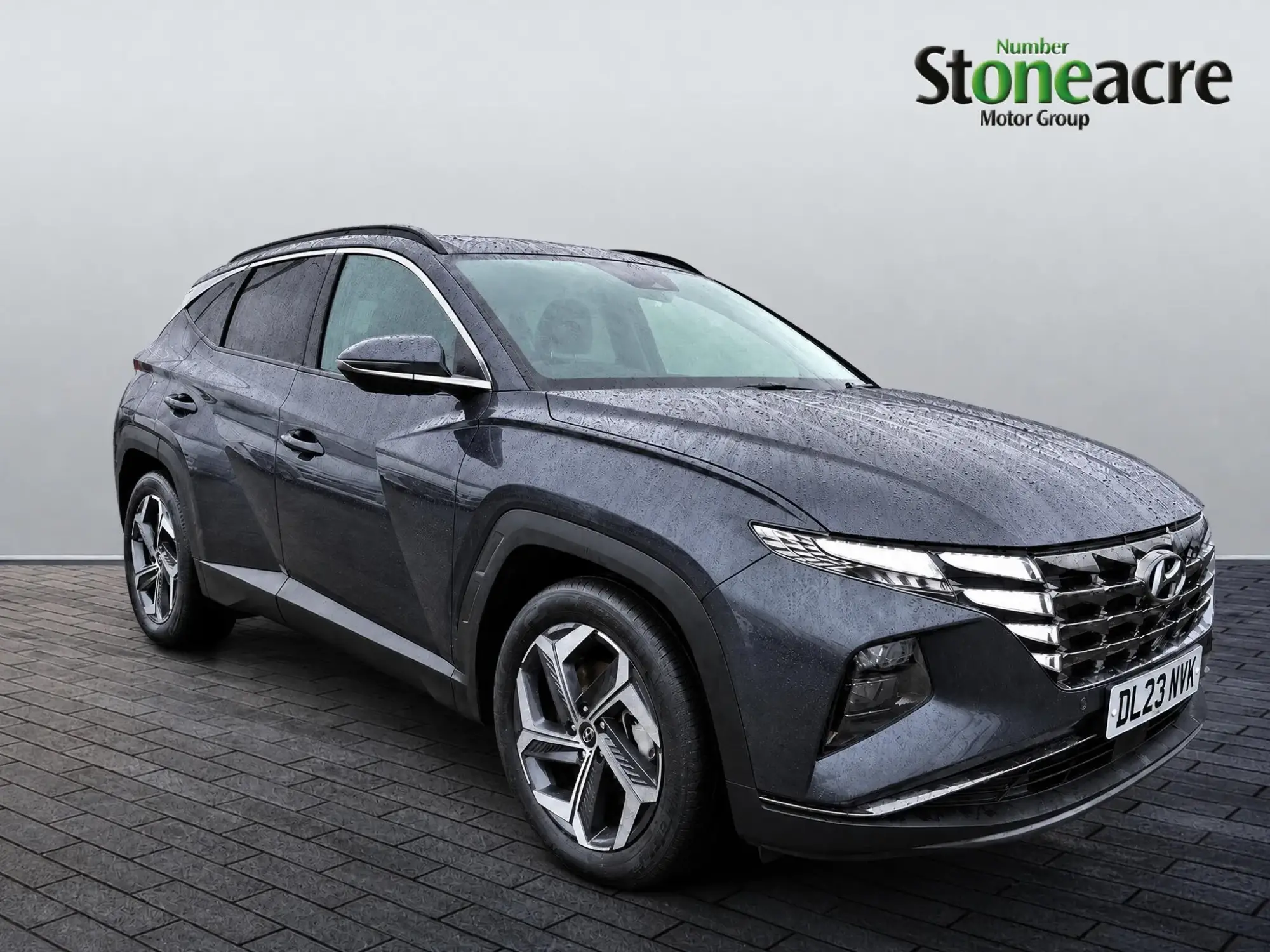 Hyundai TUCSON Plug-in Hybrid 1.6 h T-GDi 13.8kWh Ultimate SUV 5dr Petrol Plug-in Hybrid Auto 4WD Euro 6 (s/s) (265 ps) DL23NVK Image 1 Hyundai TUCSON Plug-in Hybrid 1.6 h T-GDi 13.8kWh Ultimate SUV 5dr Petrol Plug-in Hybrid Auto 4WD Euro 6 (s/s) (265 ps) DL23NVK Image 1
