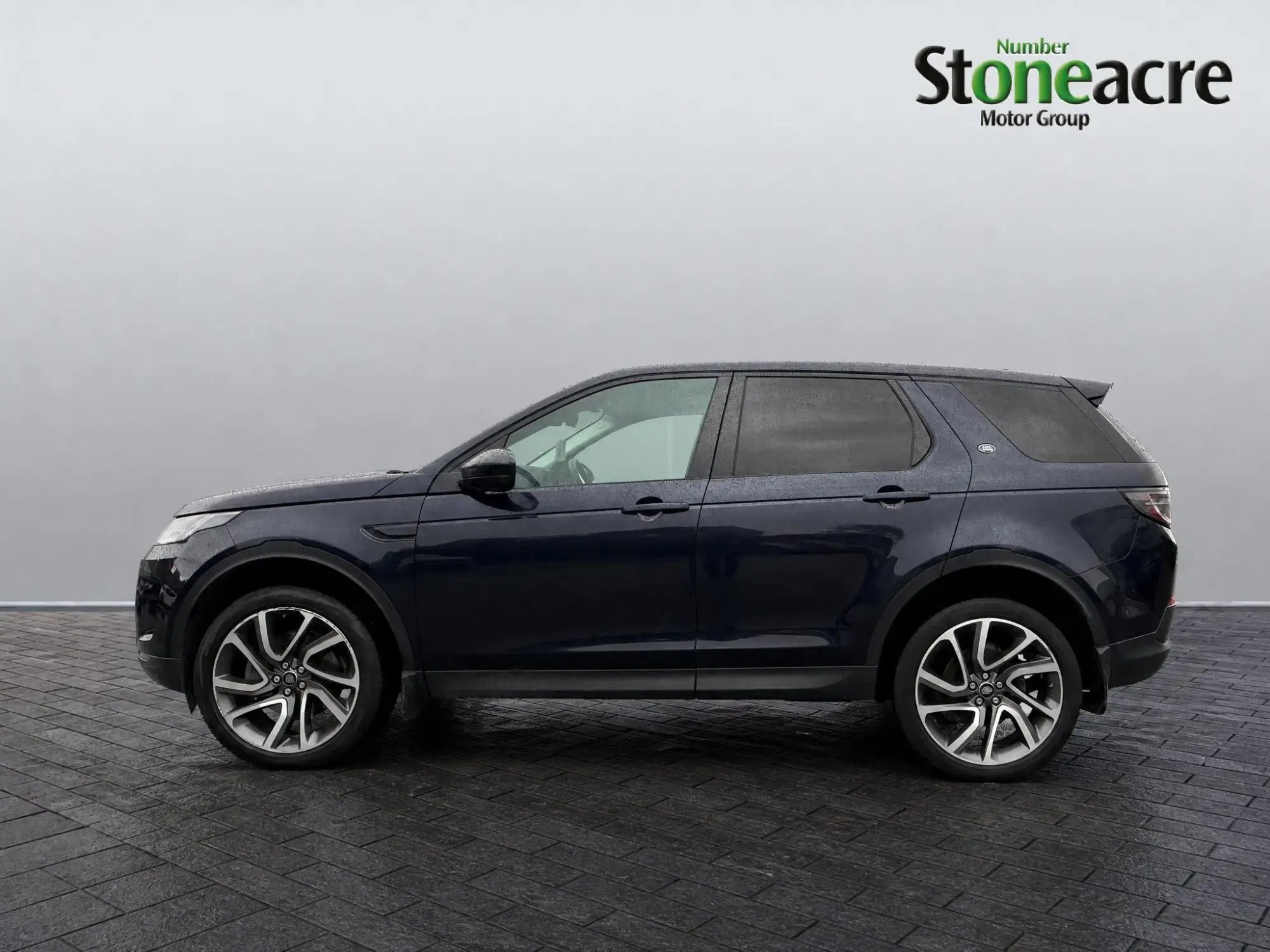 Land Rover Discovery Sport Image 5 Land Rover Discovery Sport Image 5