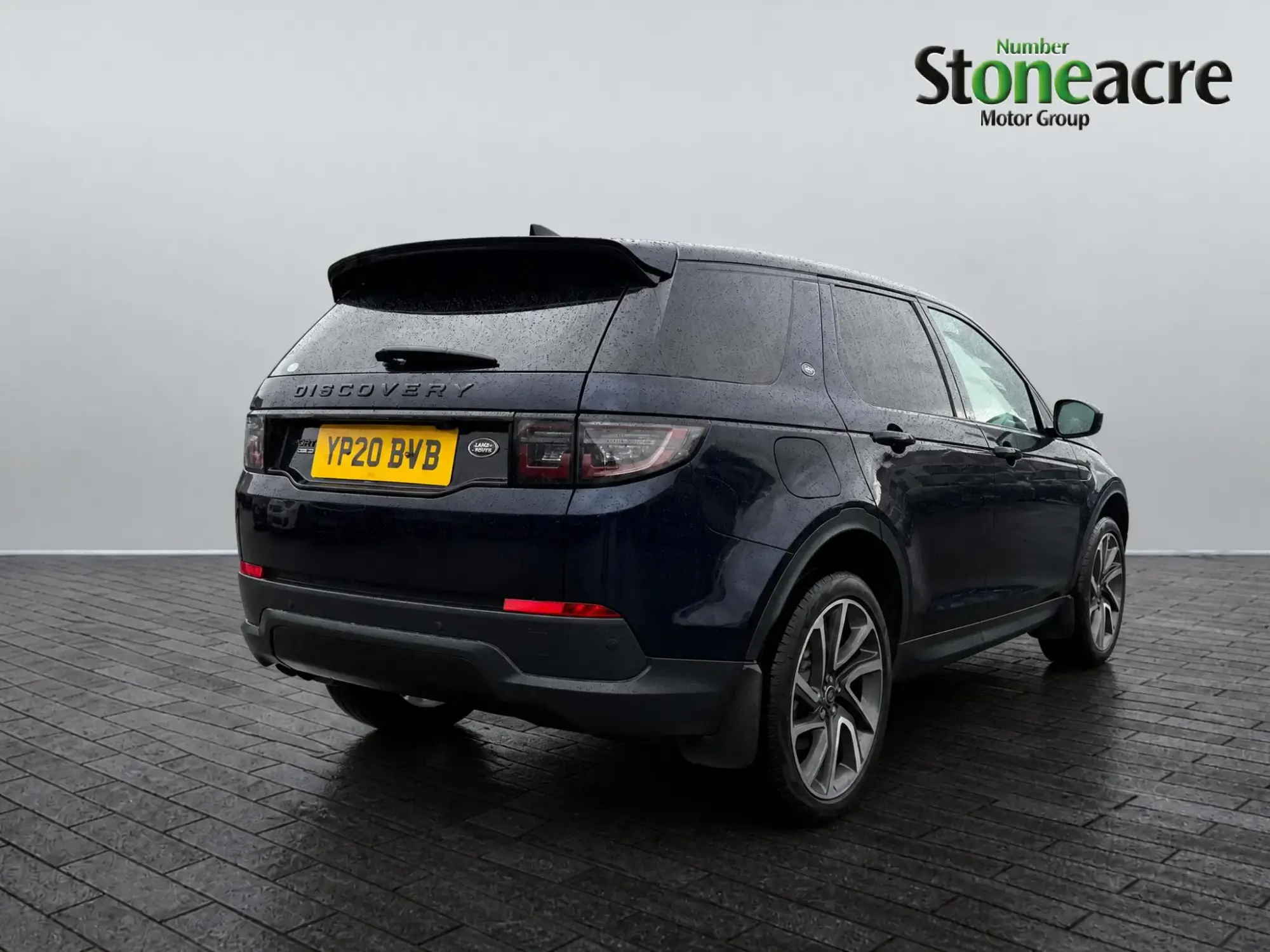 Land Rover Discovery Sport Image 8 Land Rover Discovery Sport Image 8
