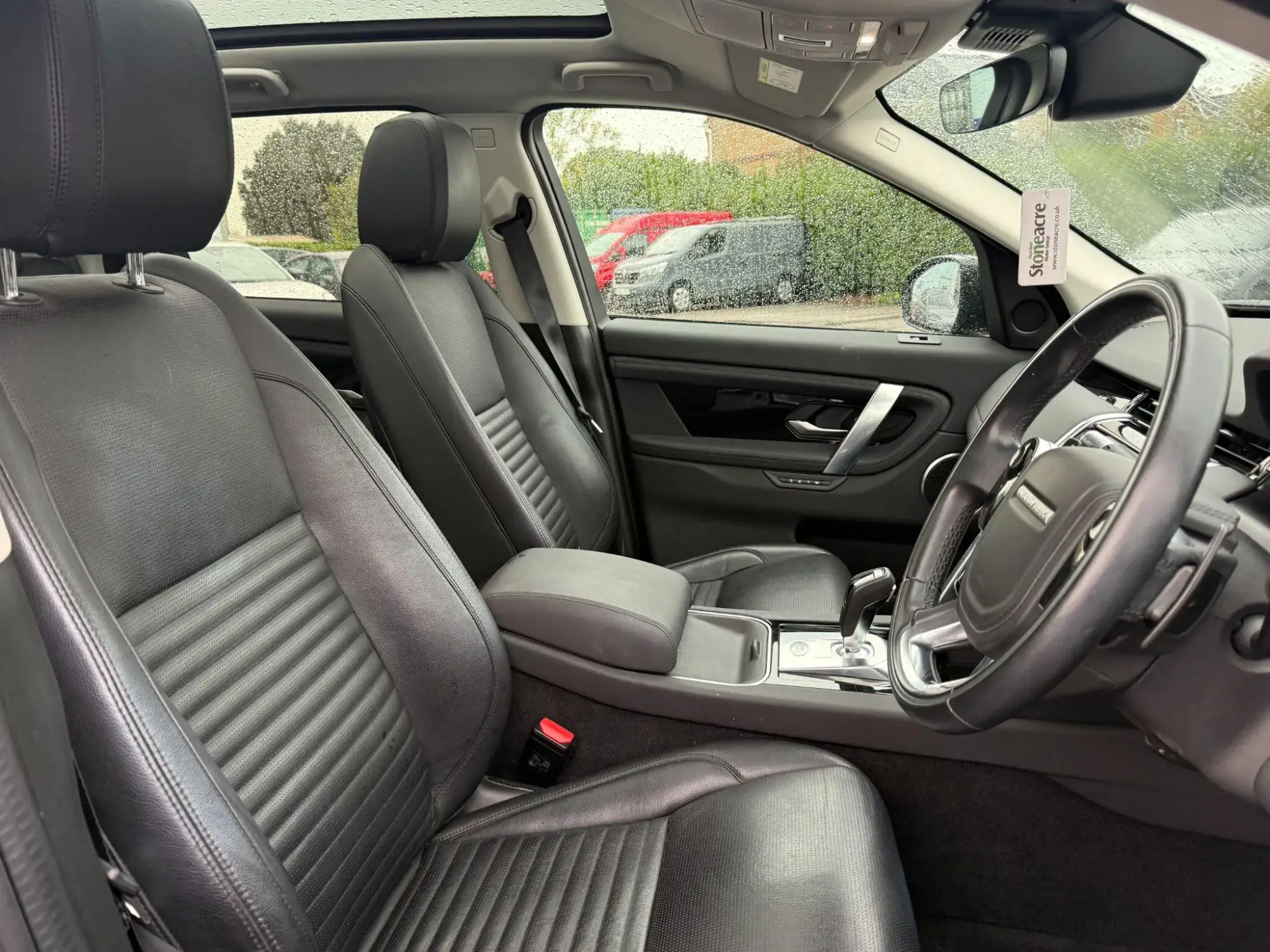 Land Rover Discovery Sport Image 15 Land Rover Discovery Sport Image 15