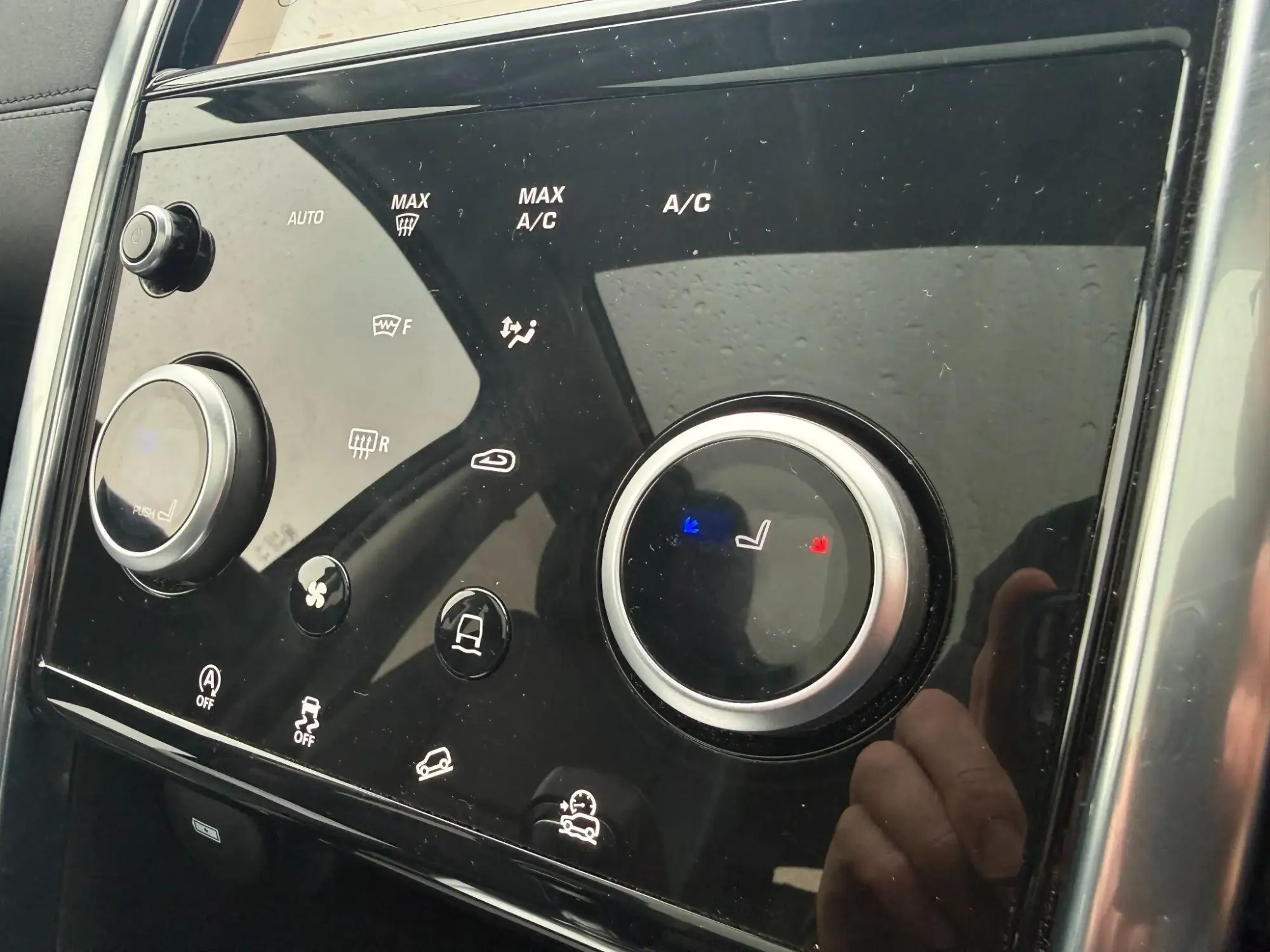 Land Rover Discovery Sport Image 23 Land Rover Discovery Sport Image 23
