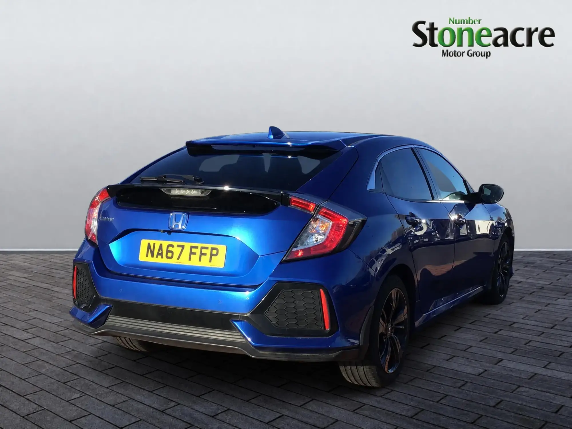 Honda Civic 1.0 VTEC Turbo SR CVT Euro 6 (s/s) 5dr NA67FFP Image 3 Honda Civic 1.0 VTEC Turbo SR CVT Euro 6 (s/s) 5dr NA67FFP Image 3