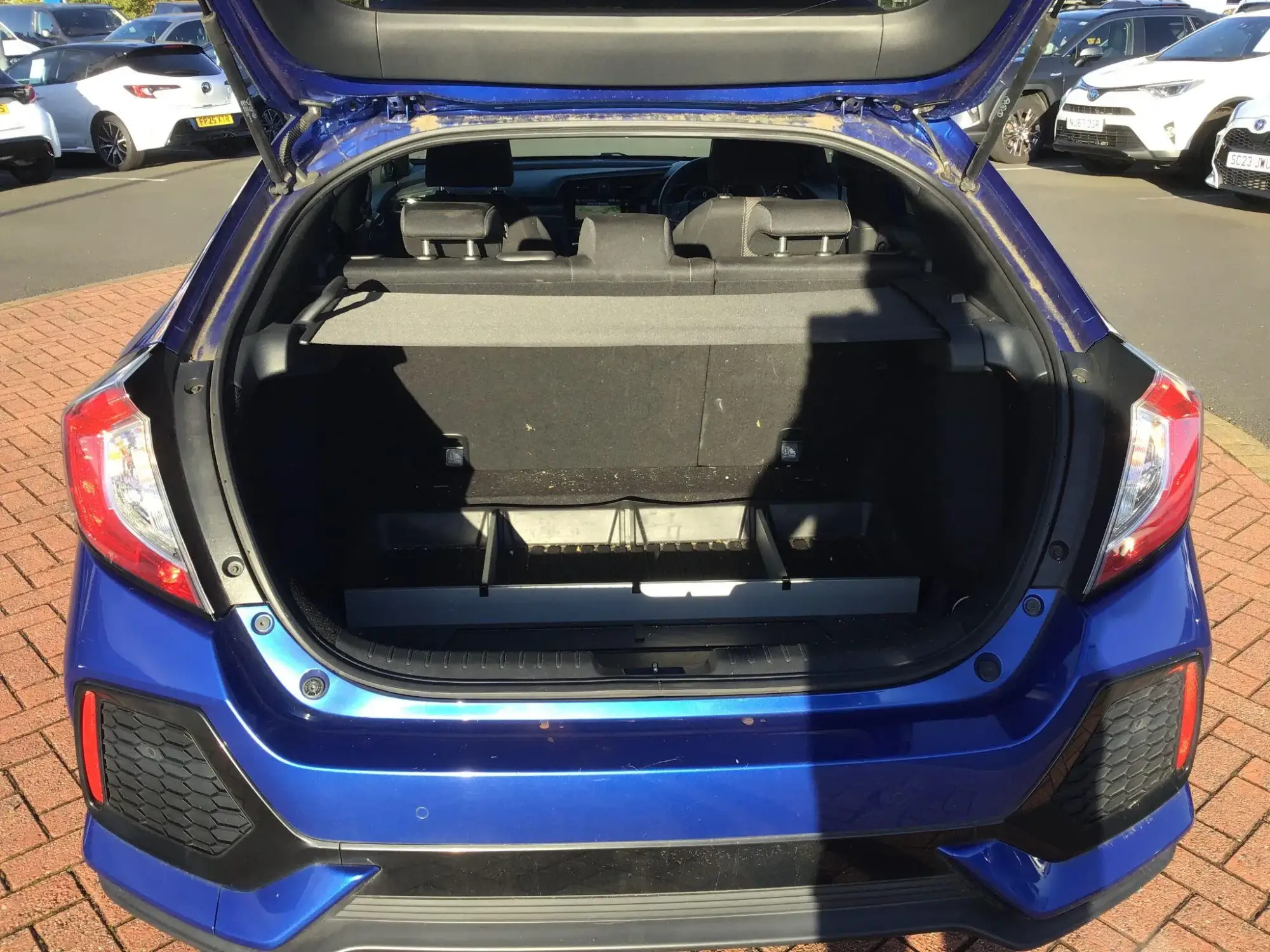 Honda Civic Image 10