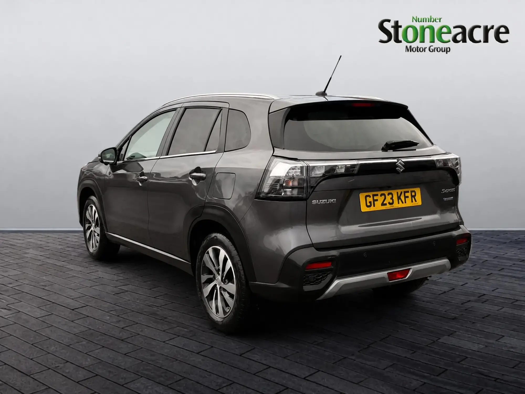 Suzuki S-Cross Image 4