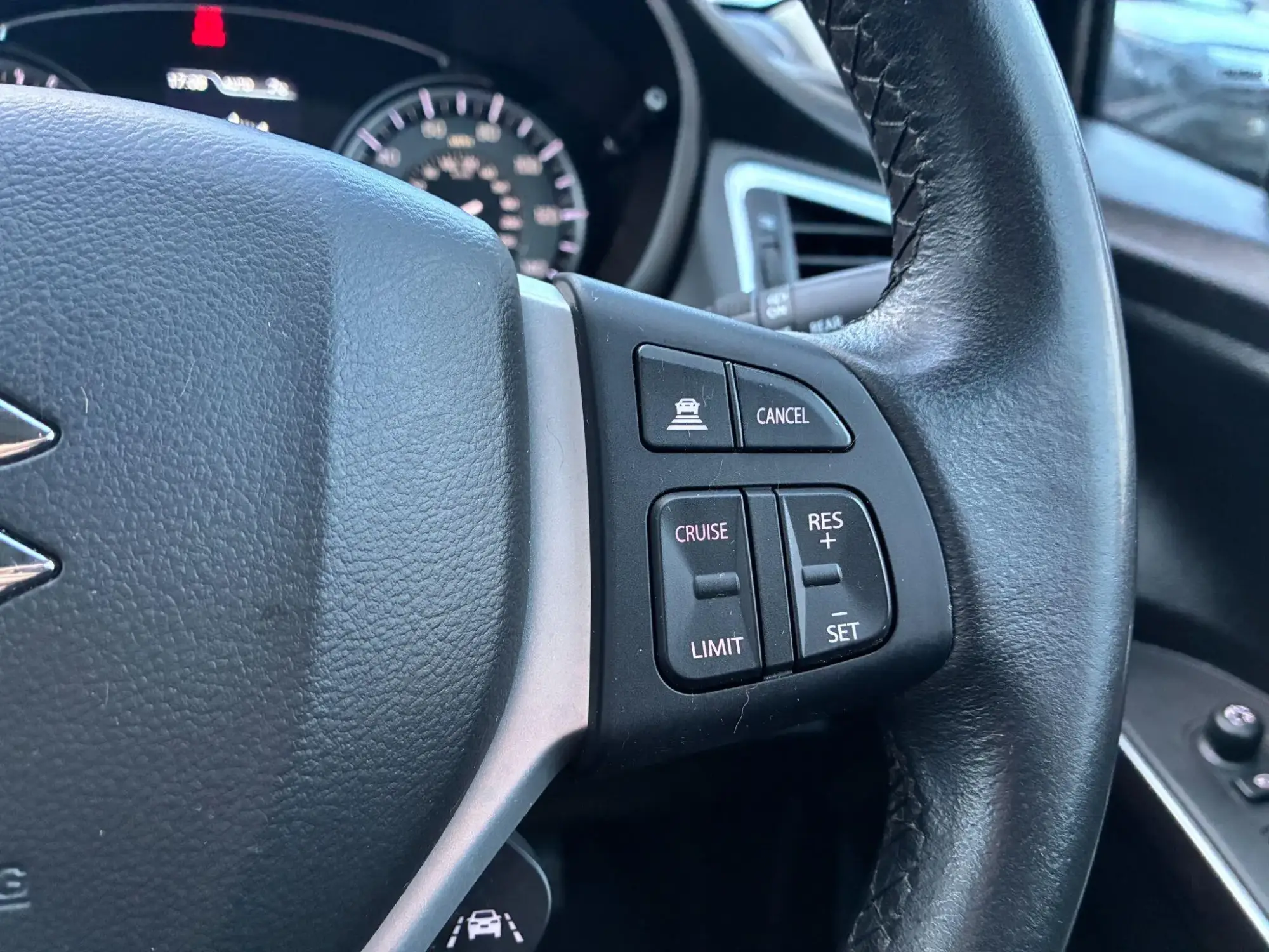 Suzuki S-Cross Image 15 Suzuki S-Cross Image 15
