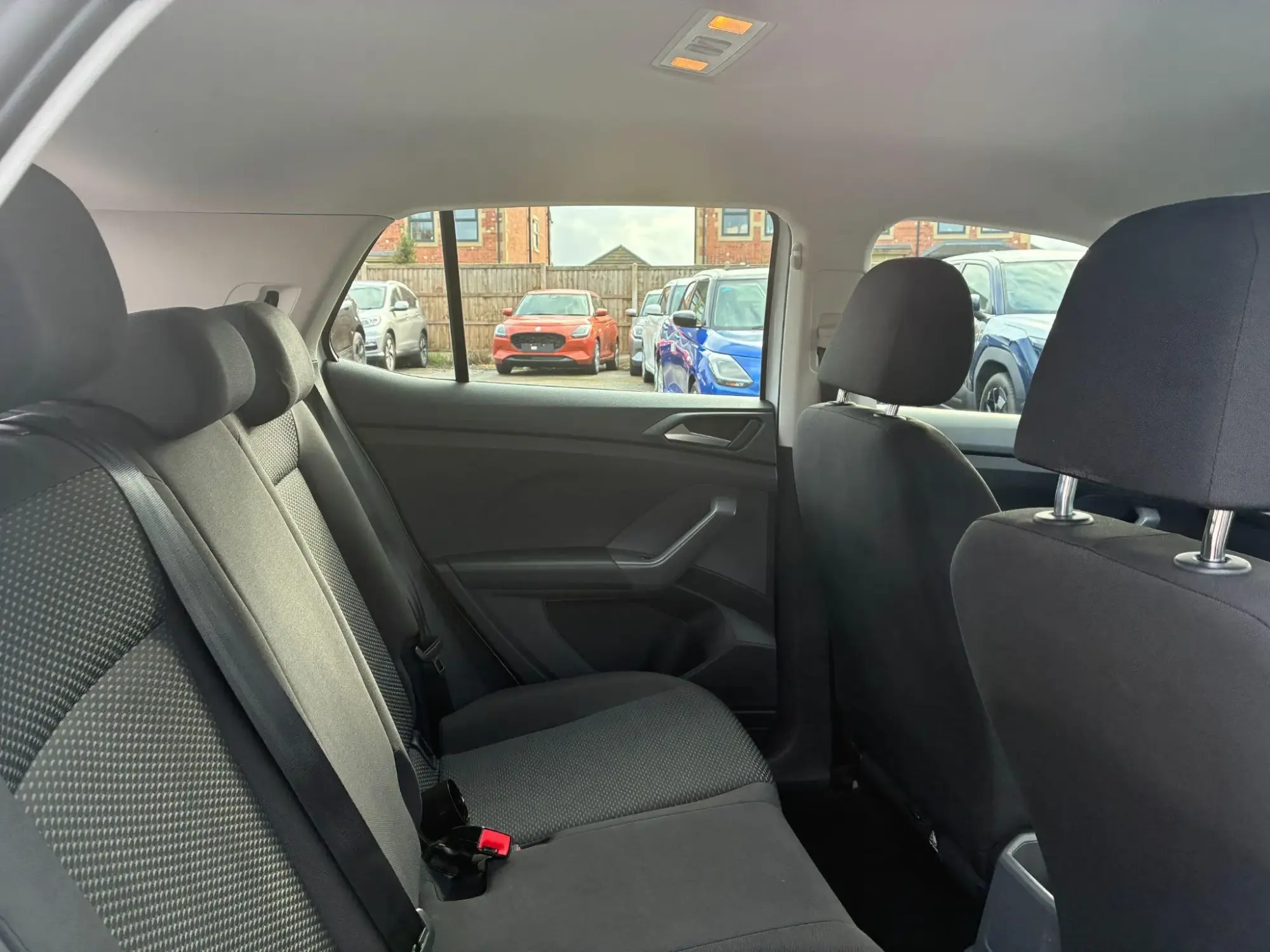 Volkswagen T-Cross Image 19