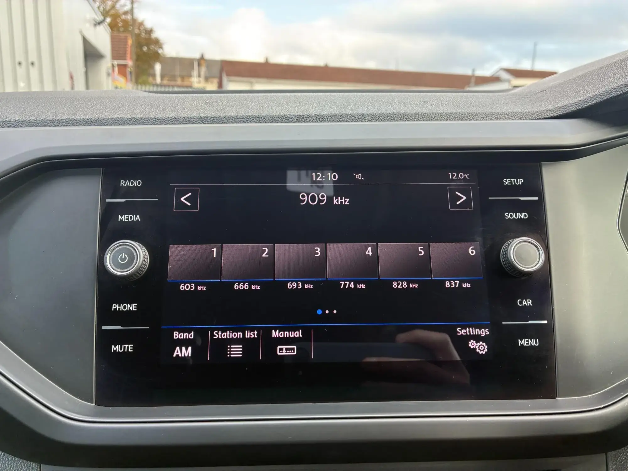 Volkswagen T-Cross Image 24