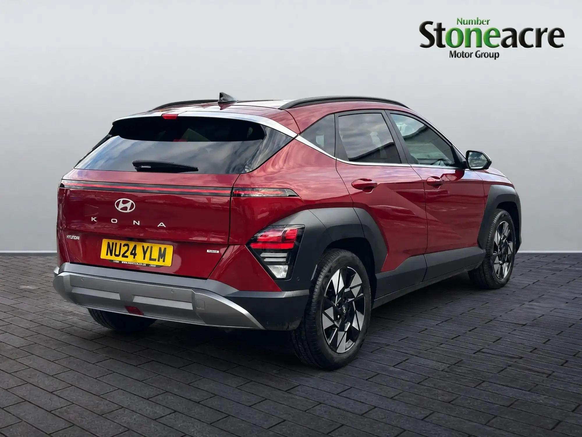 Hyundai KONA Hybrid Image 2
