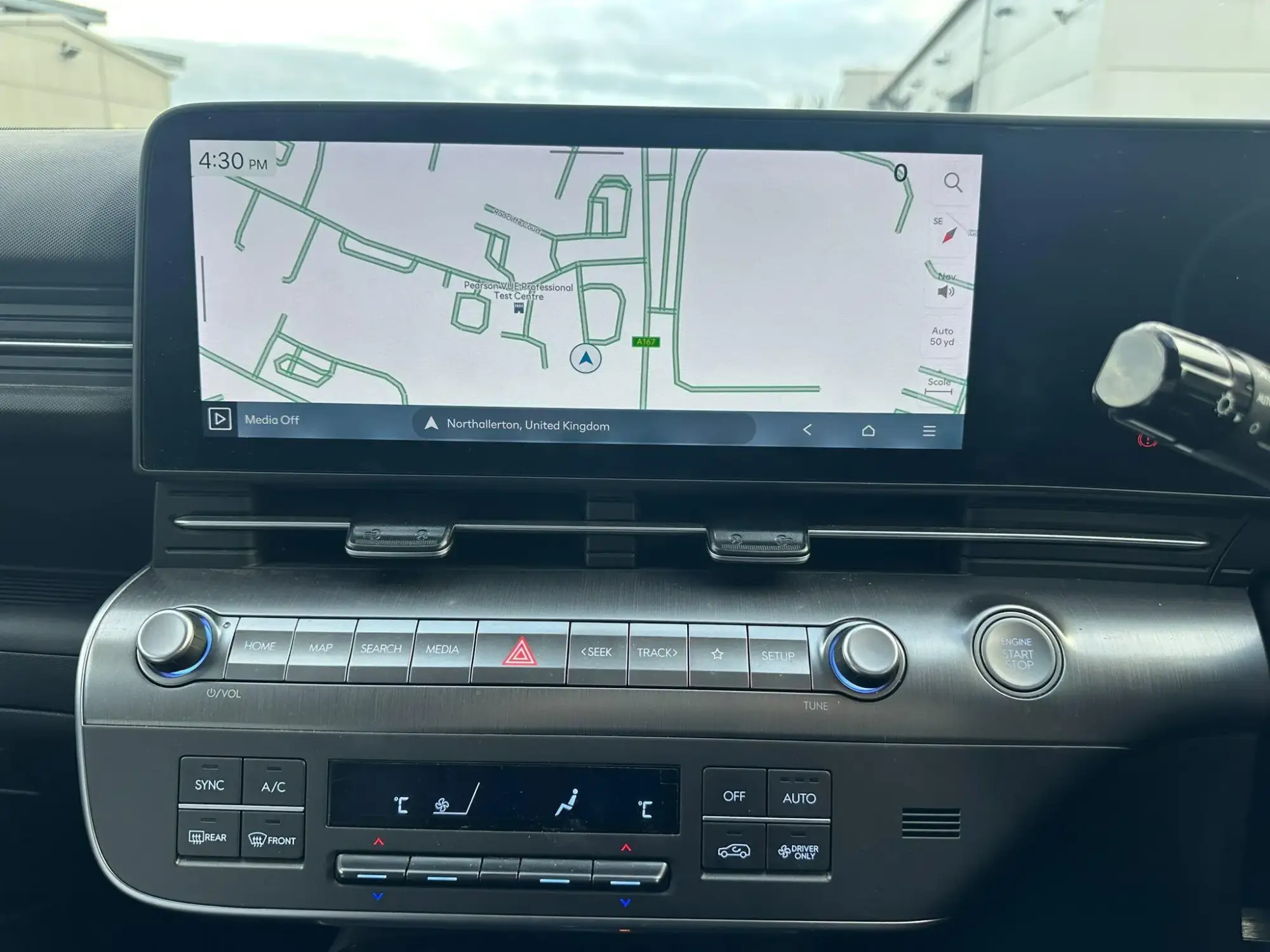 Hyundai KONA Hybrid Image 7