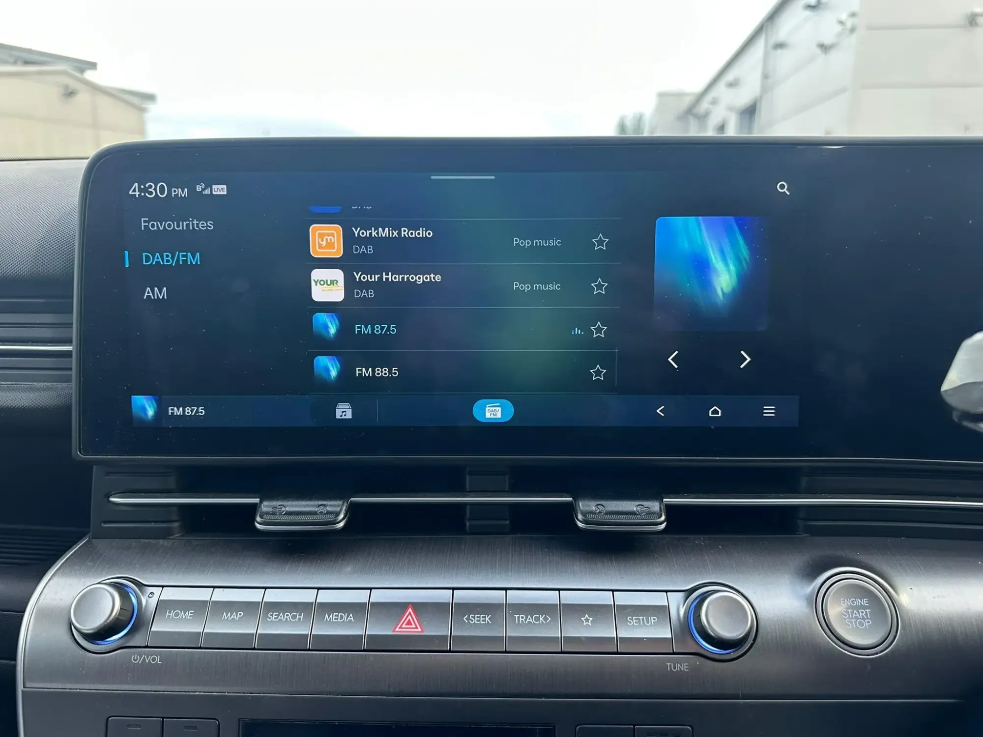 Hyundai KONA Hybrid Image 22