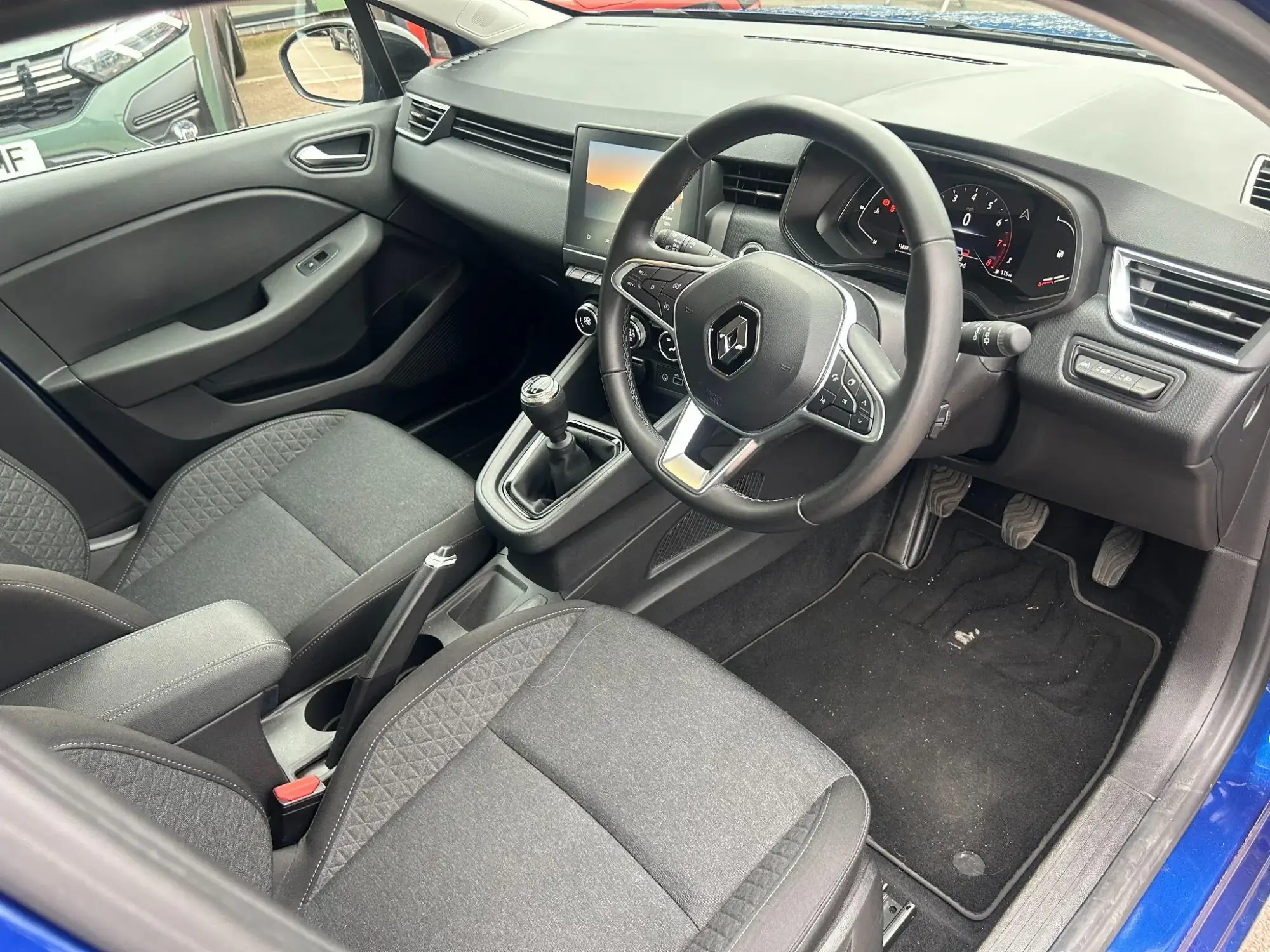 Renault Clio Image 11