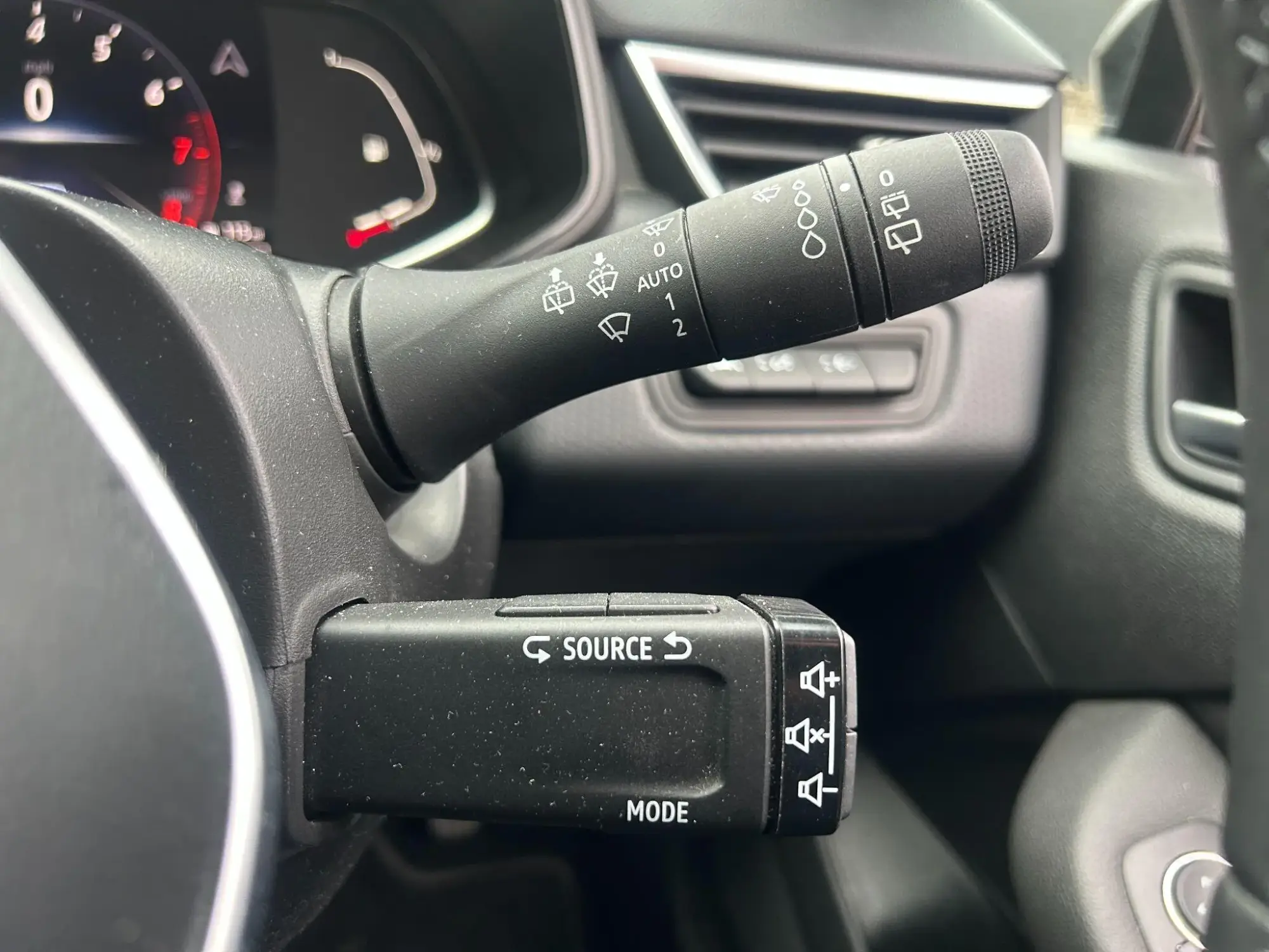 Renault Clio Image 17