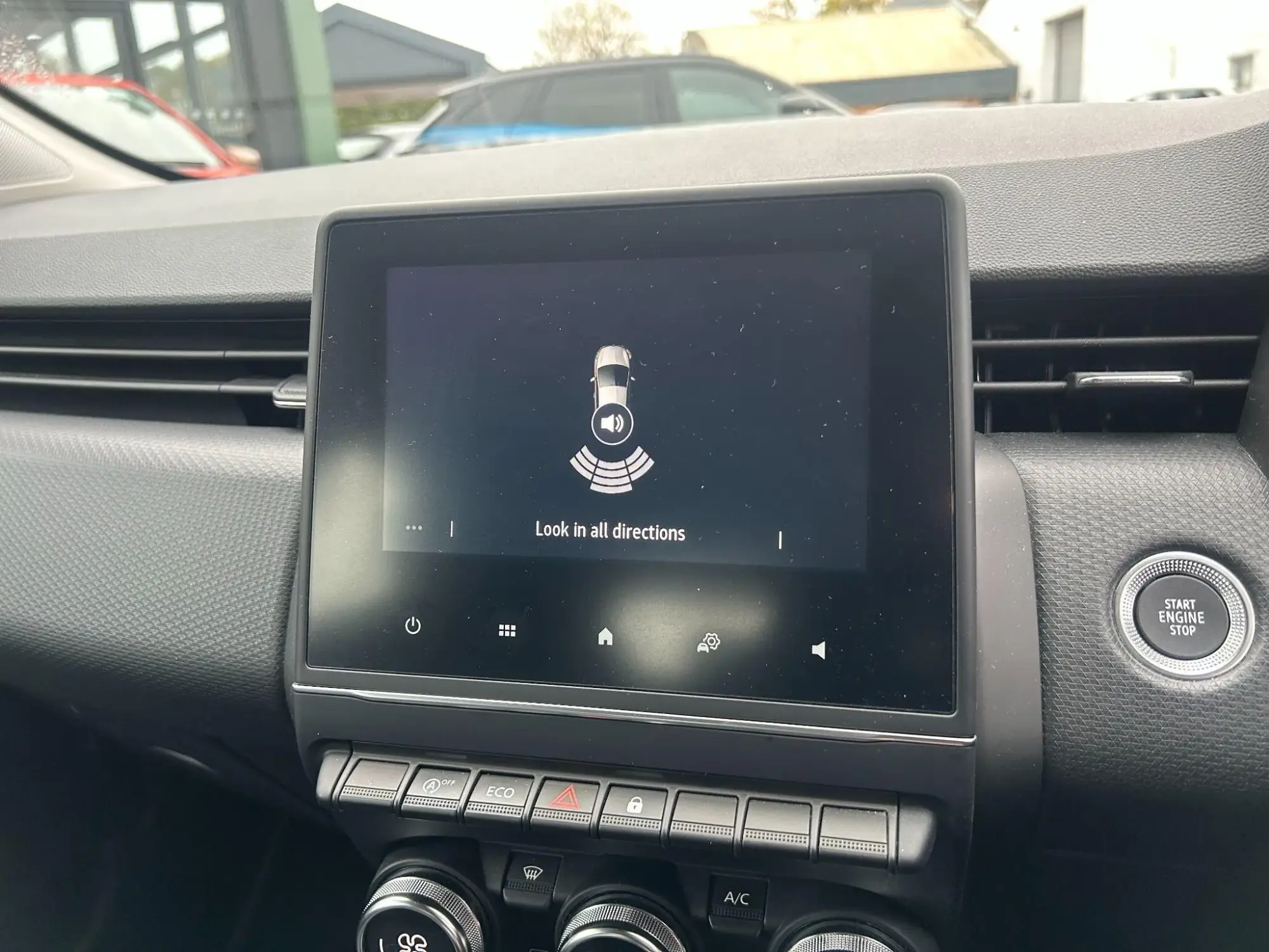 Renault Clio Image 22