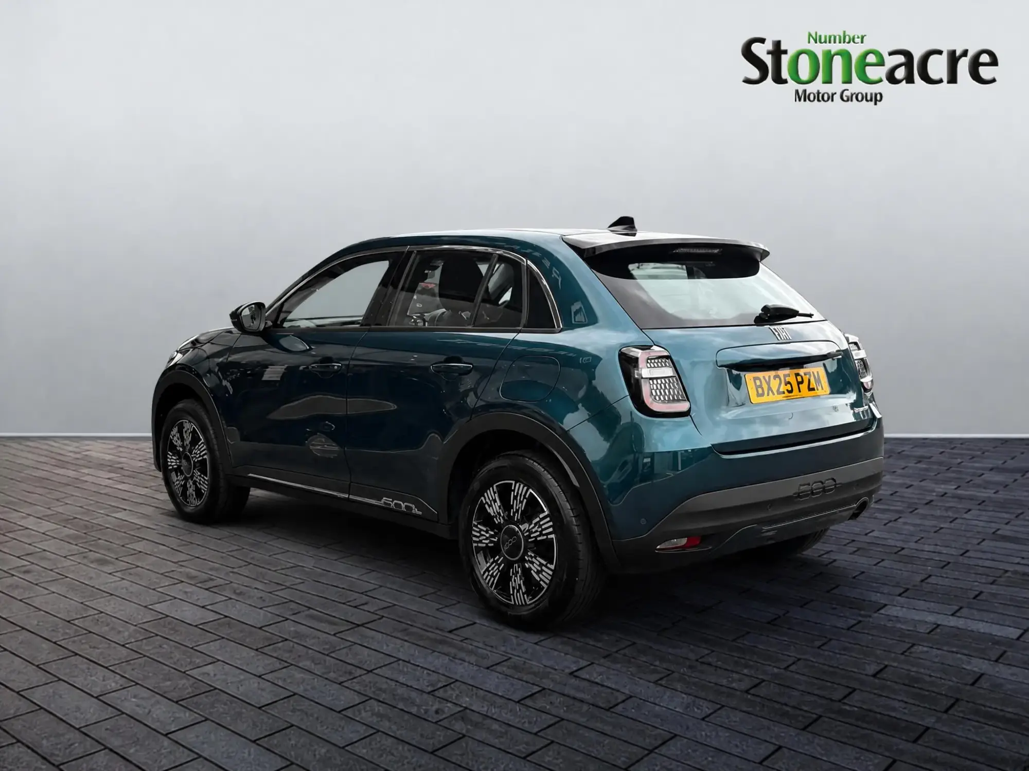 Fiat 600 Petrol Image 4 Fiat 600 Petrol Image 4