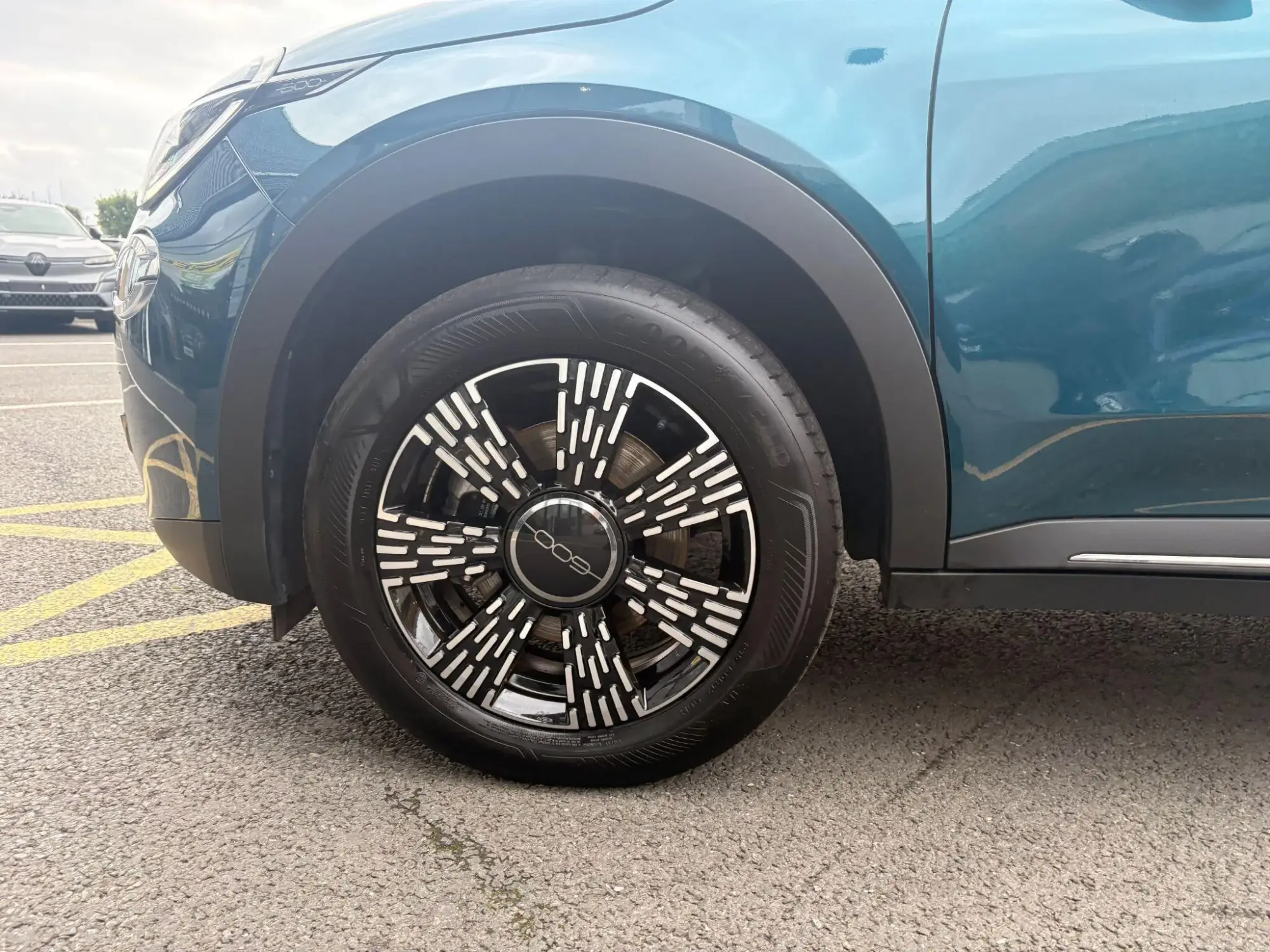 Fiat 600 Petrol Image 20 Fiat 600 Petrol Image 20
