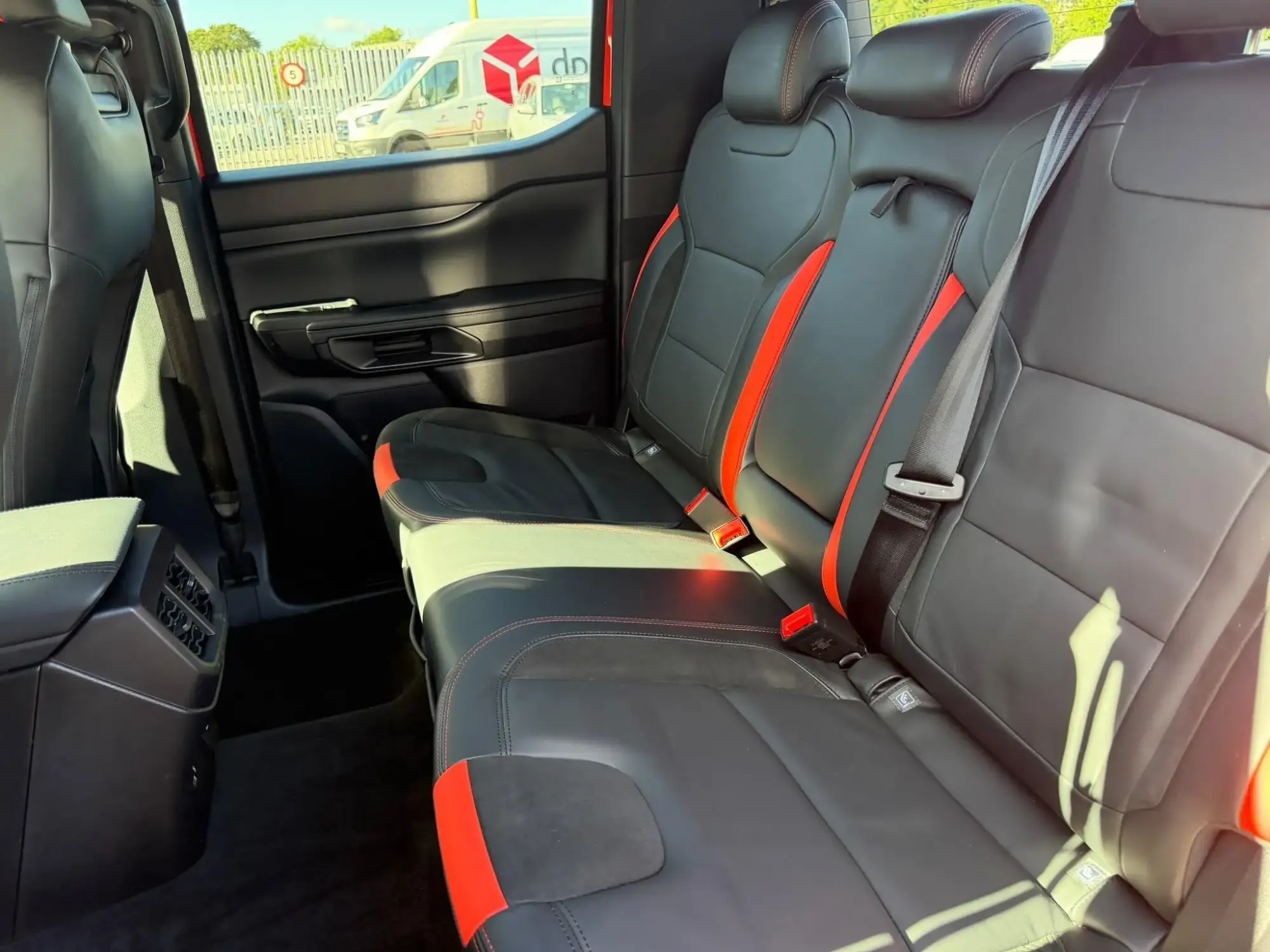 Ford Ranger Image 32