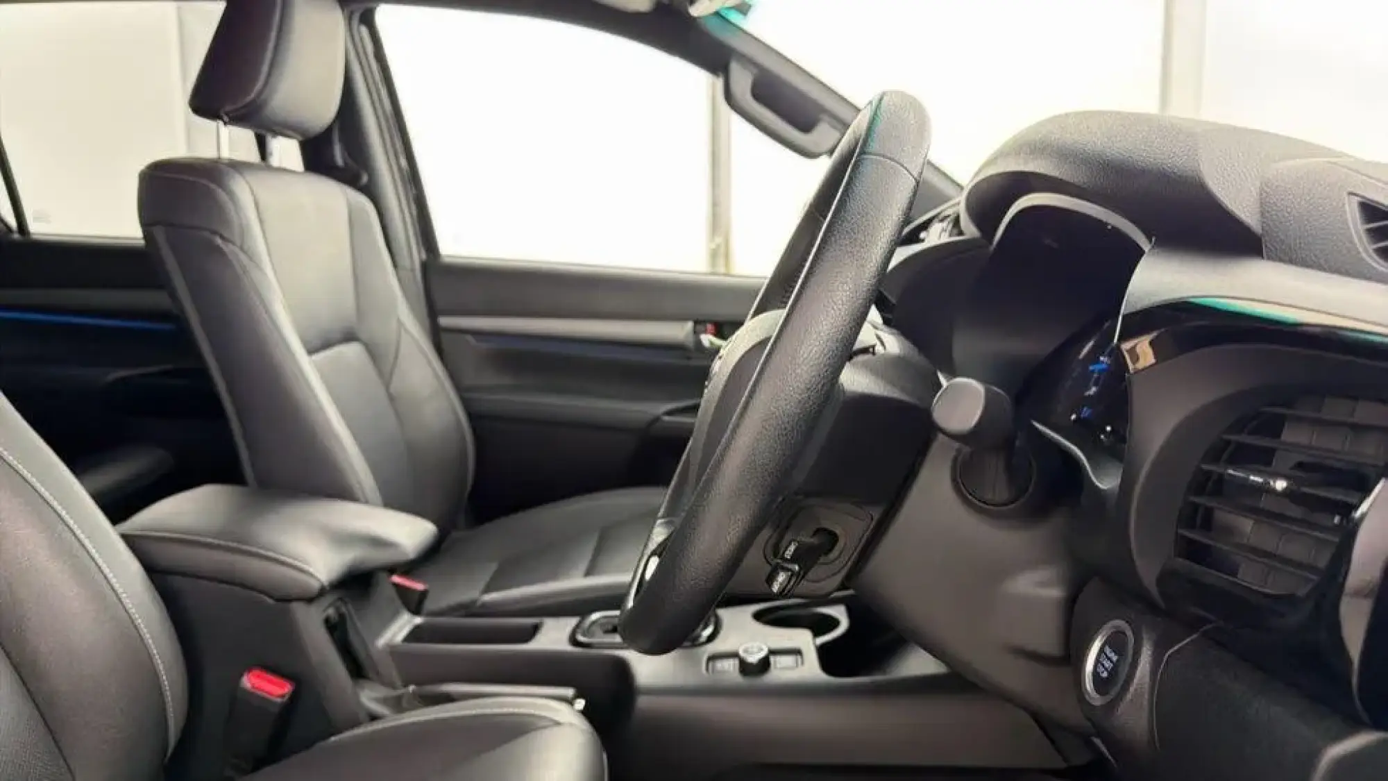 Toyota Hilux Image 12 Toyota Hilux Image 12