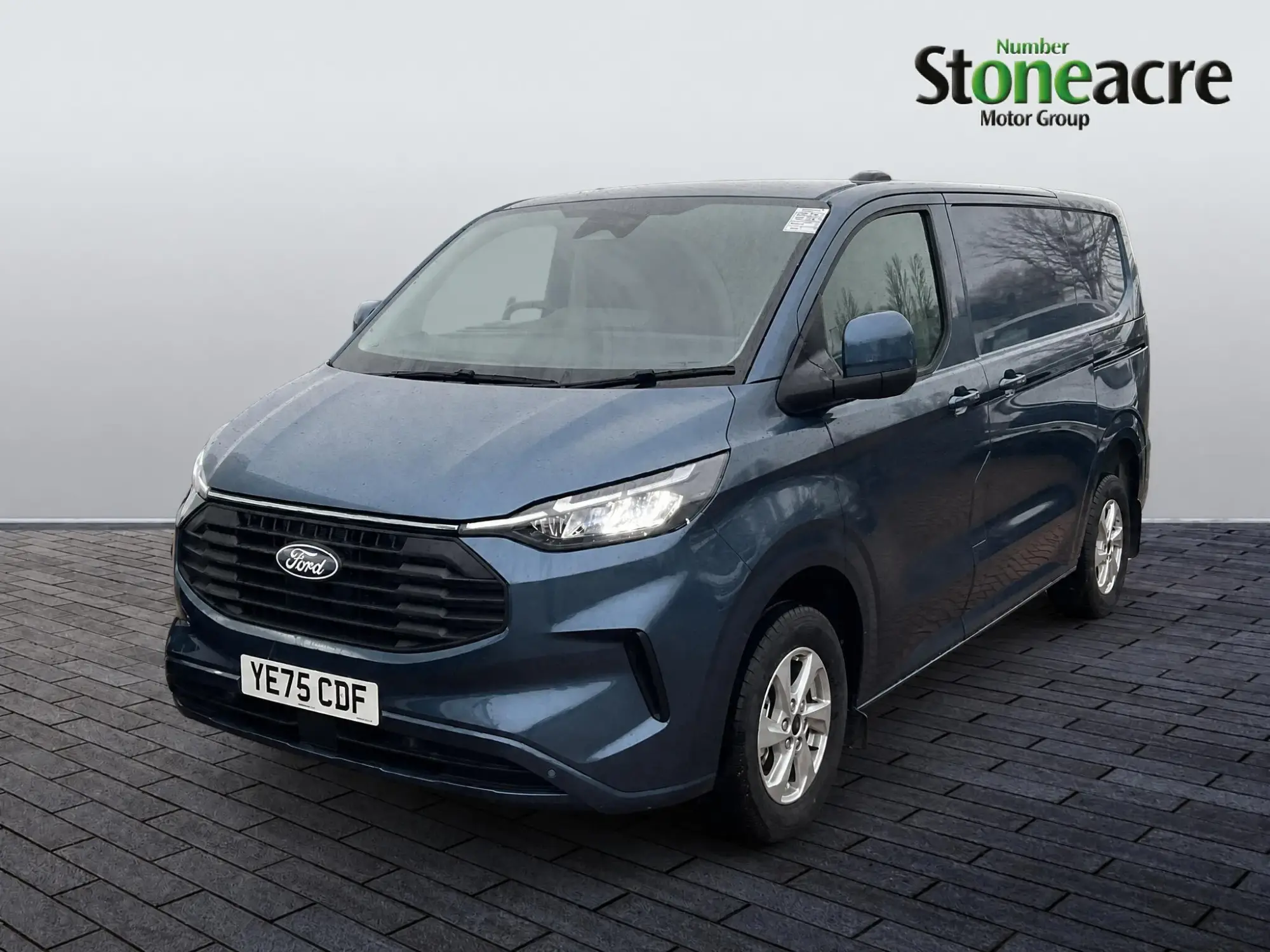 Ford Transit Custom Image 7
