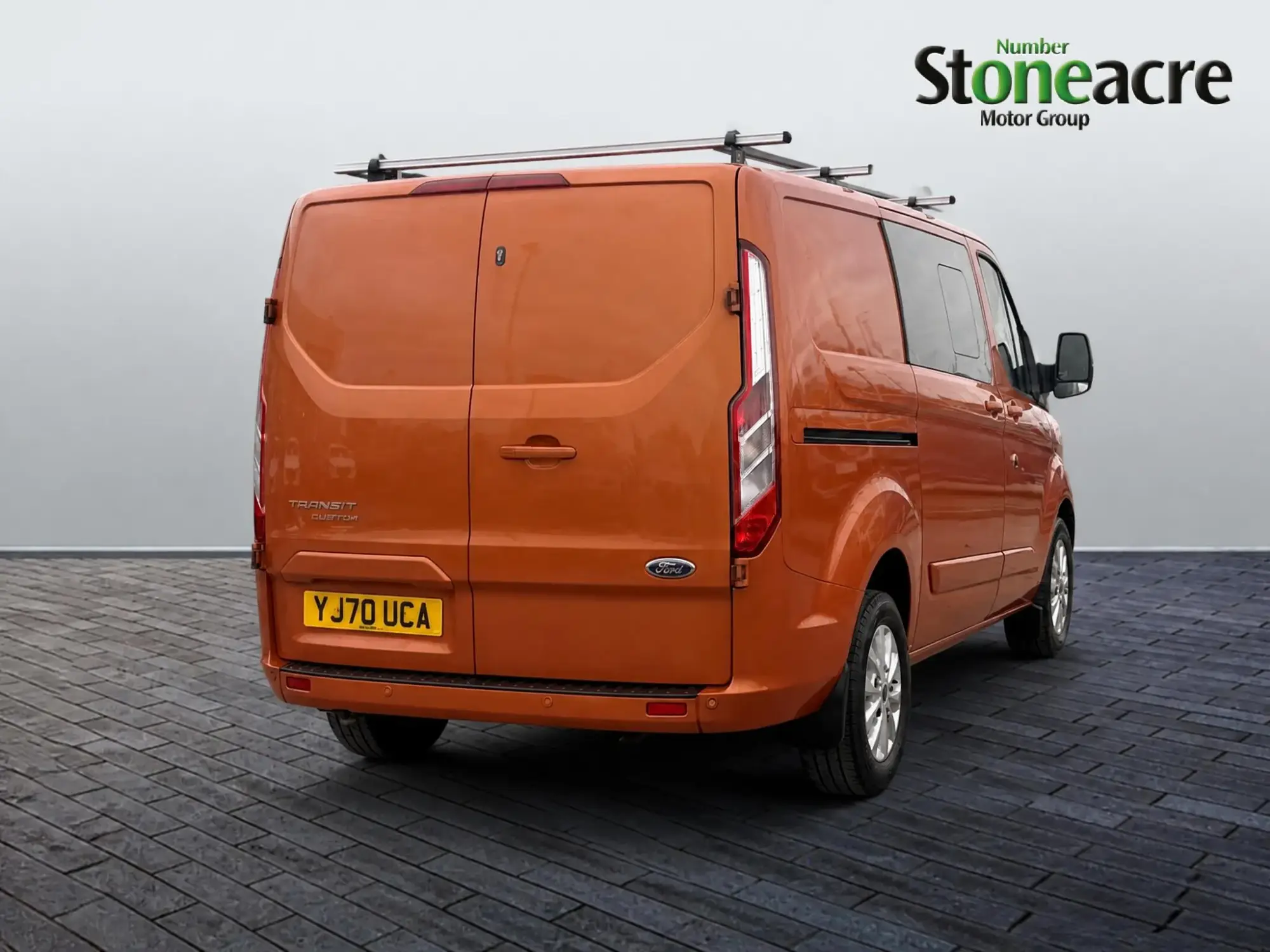 Ford Transit Custom Image 8